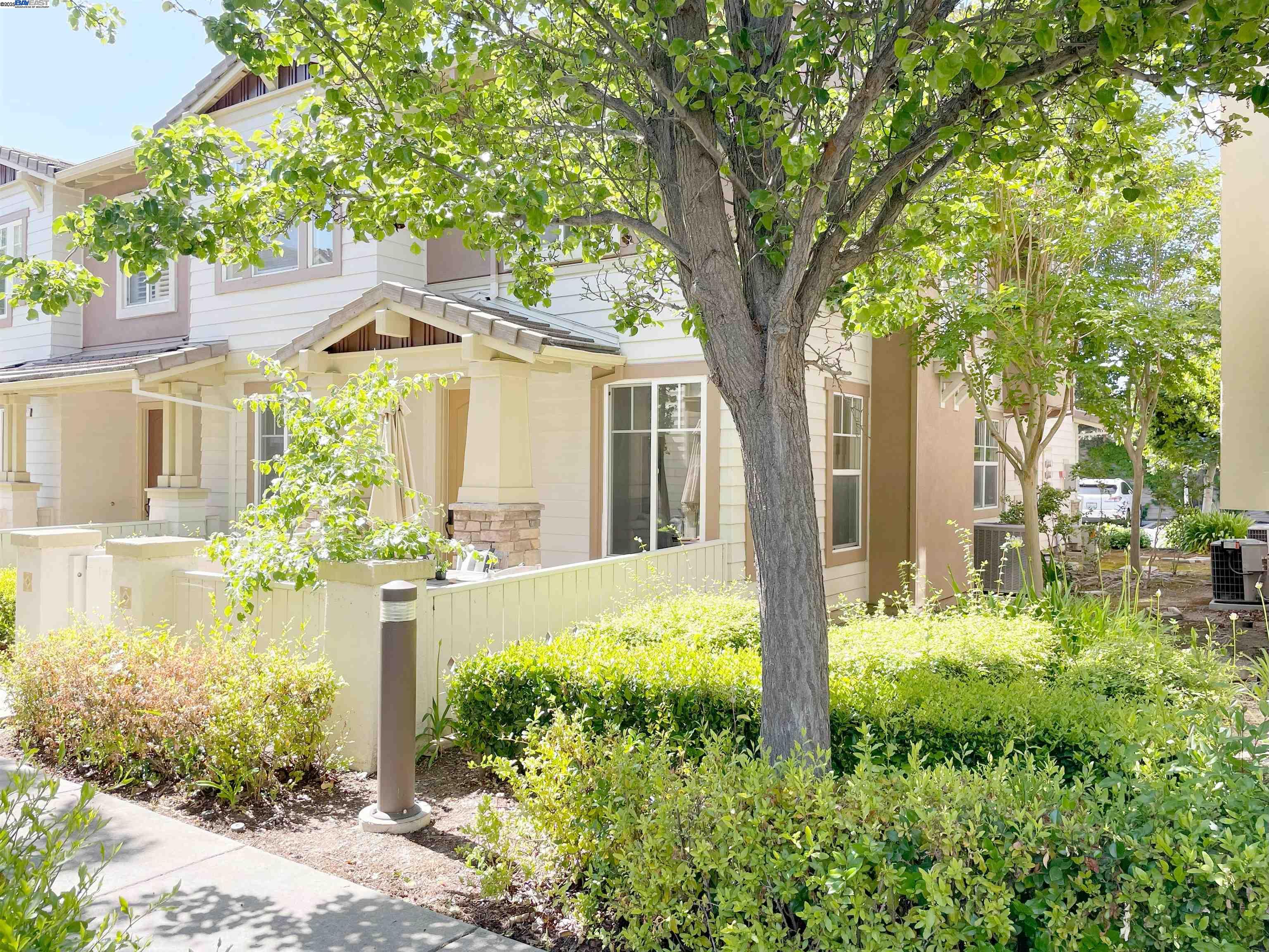 Detail Gallery Image 47 of 52 For 49031 Woodgrove Cmn, Fremont,  CA 94539 - 3 Beds | 2/1 Baths