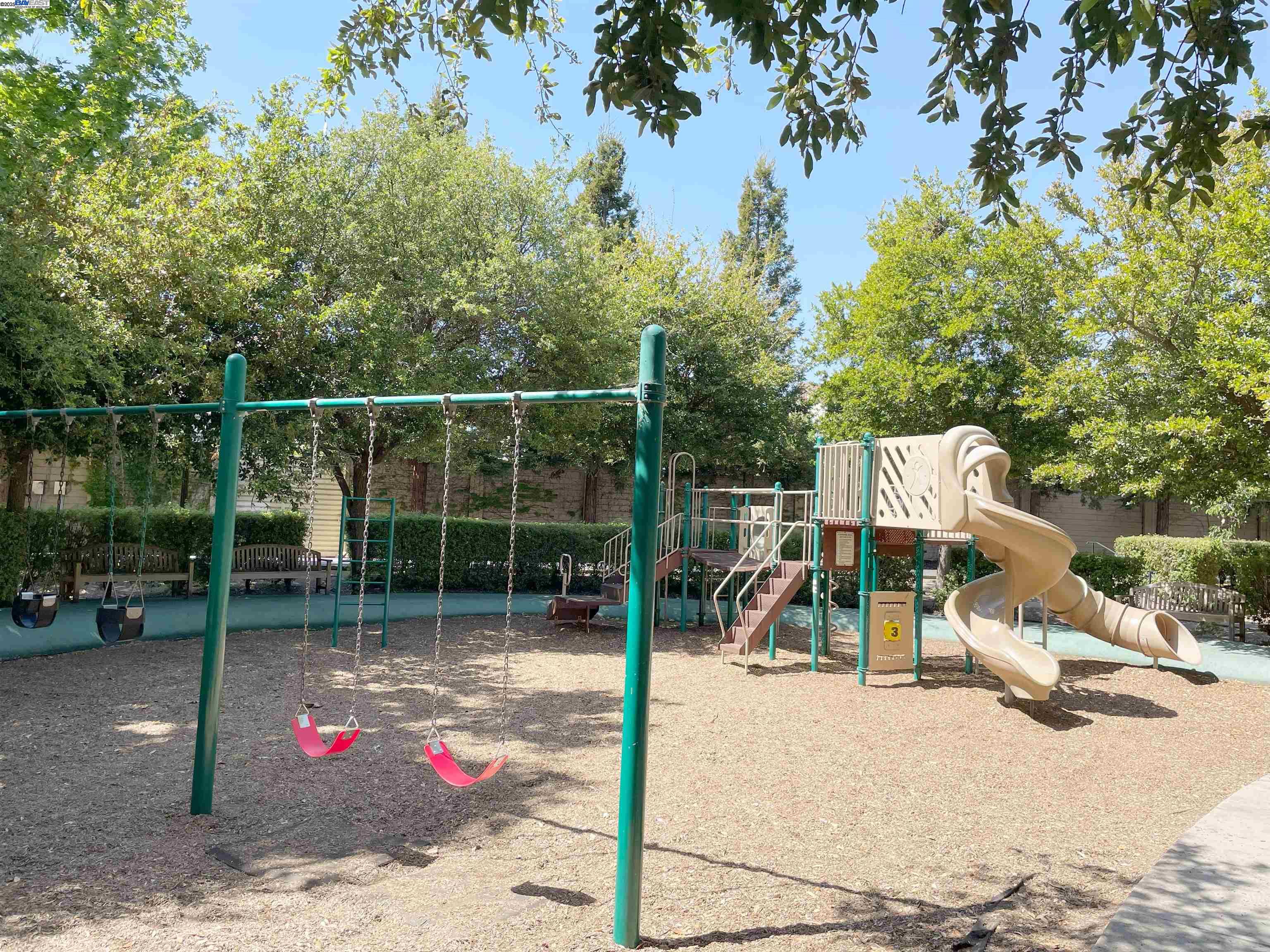 Detail Gallery Image 51 of 52 For 49031 Woodgrove Cmn, Fremont,  CA 94539 - 3 Beds | 2/1 Baths
