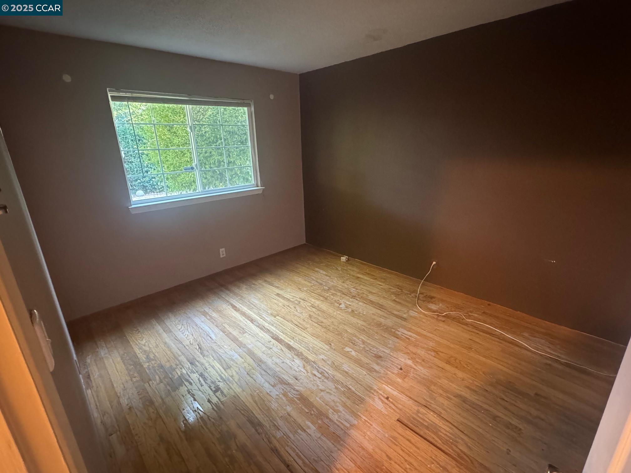 Detail Gallery Image 9 of 19 For 4190 Chaban Dr, Concord,  CA 94521 - 4 Beds | 2 Baths
