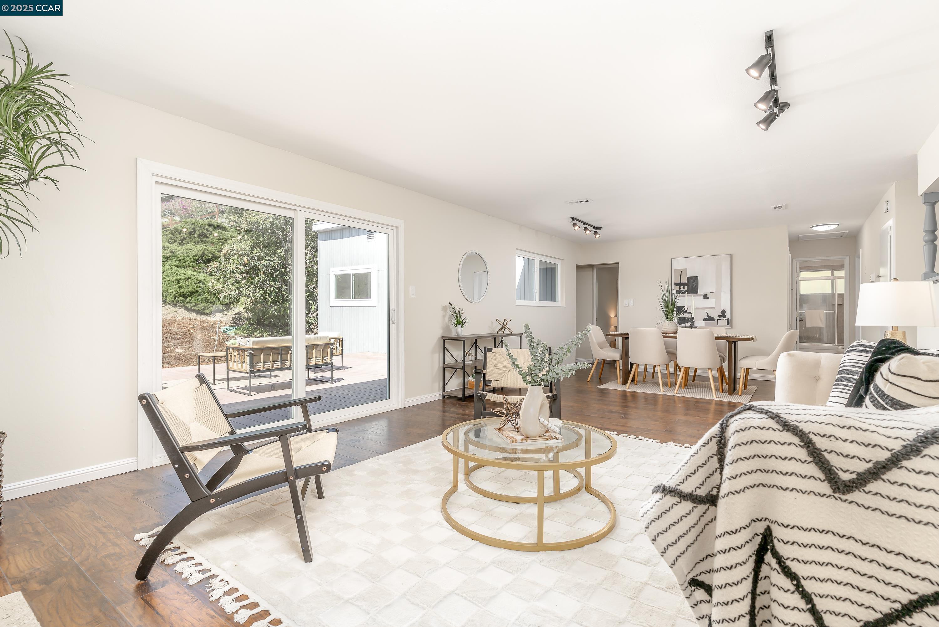 Detail Gallery Image 2 of 60 For 3608 Victor St., Pinole,  CA 94564 - 4 Beds | 2 Baths