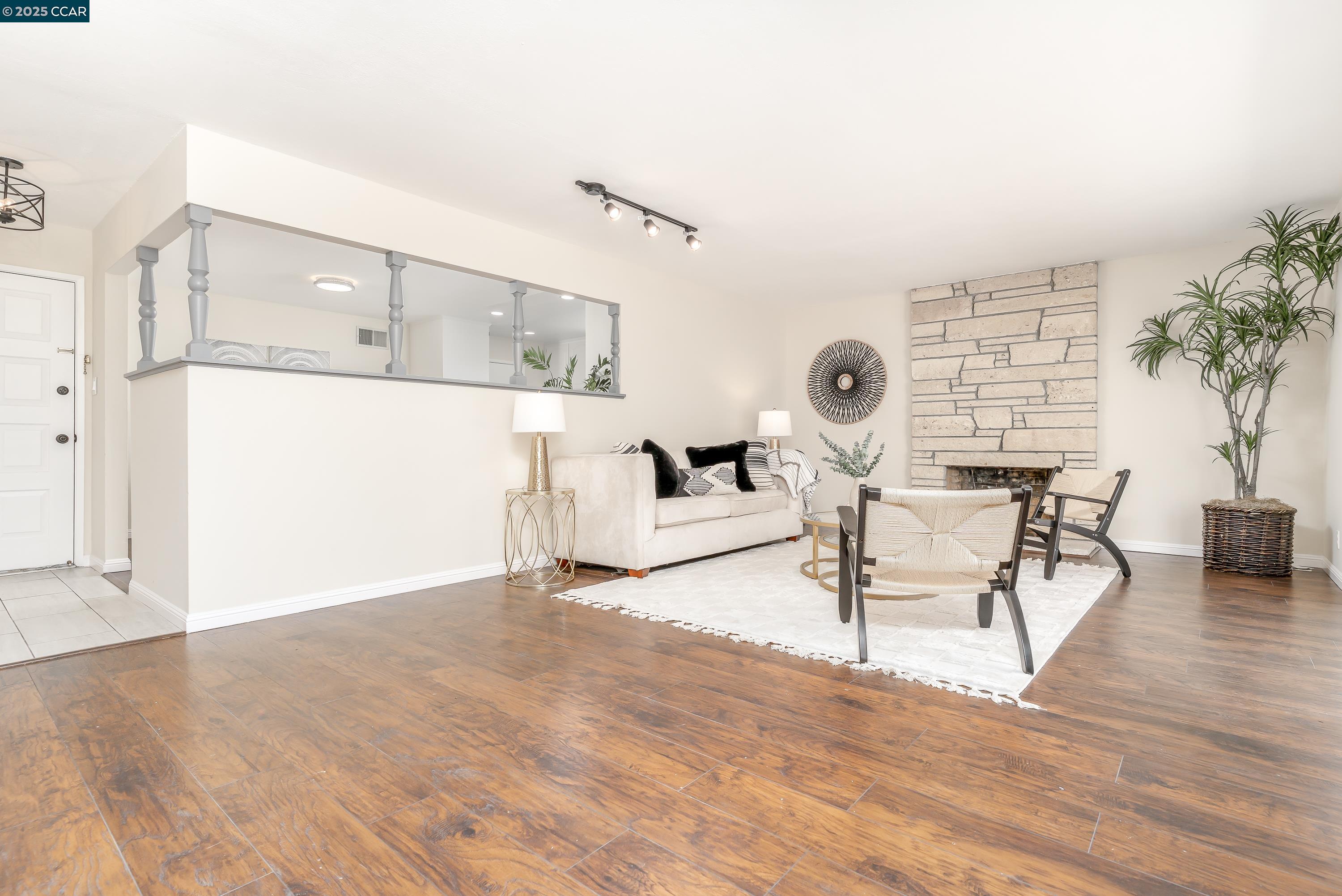 Detail Gallery Image 18 of 60 For 3608 Victor St., Pinole,  CA 94564 - 4 Beds | 2 Baths