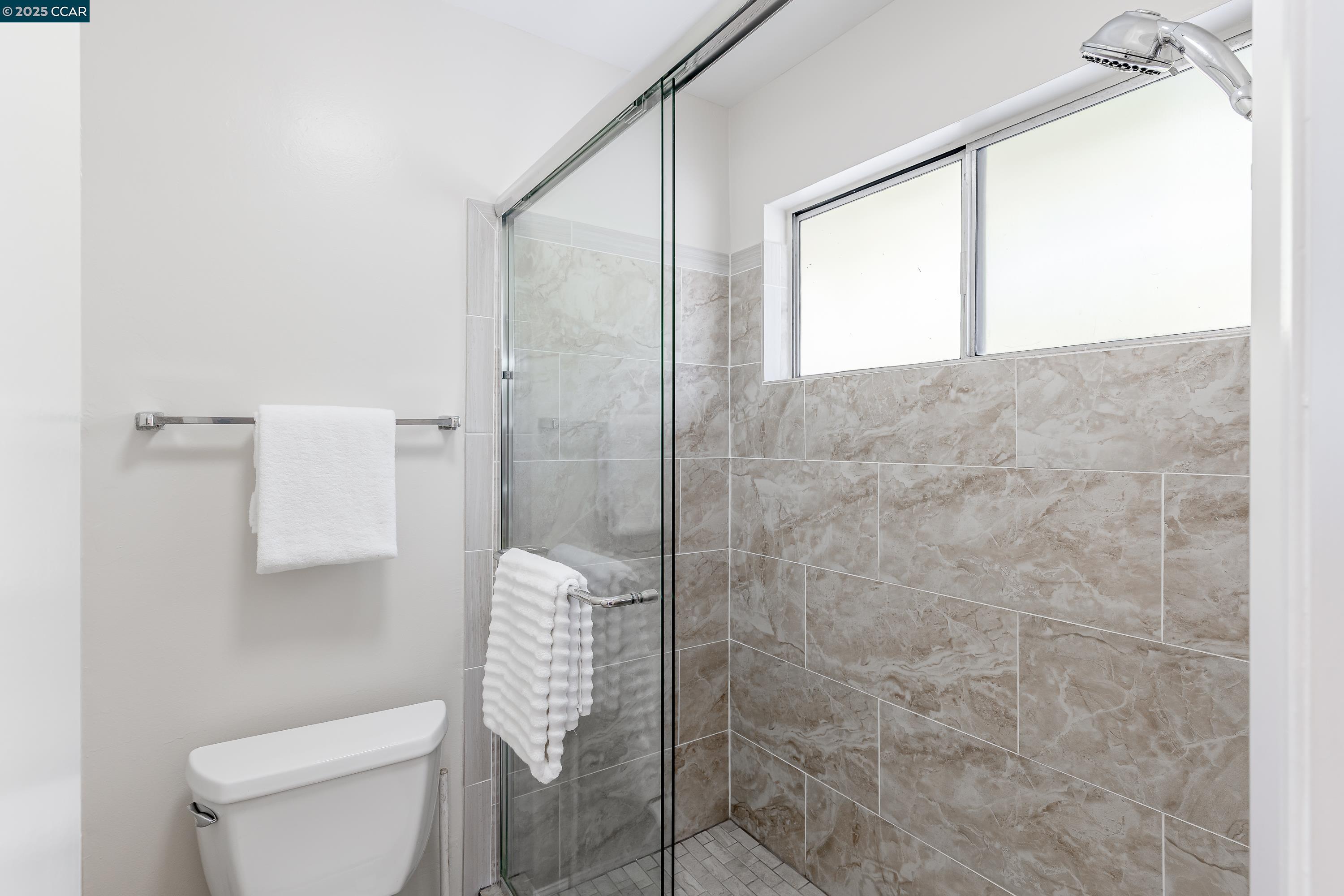 Detail Gallery Image 28 of 60 For 3608 Victor St., Pinole,  CA 94564 - 4 Beds | 2 Baths