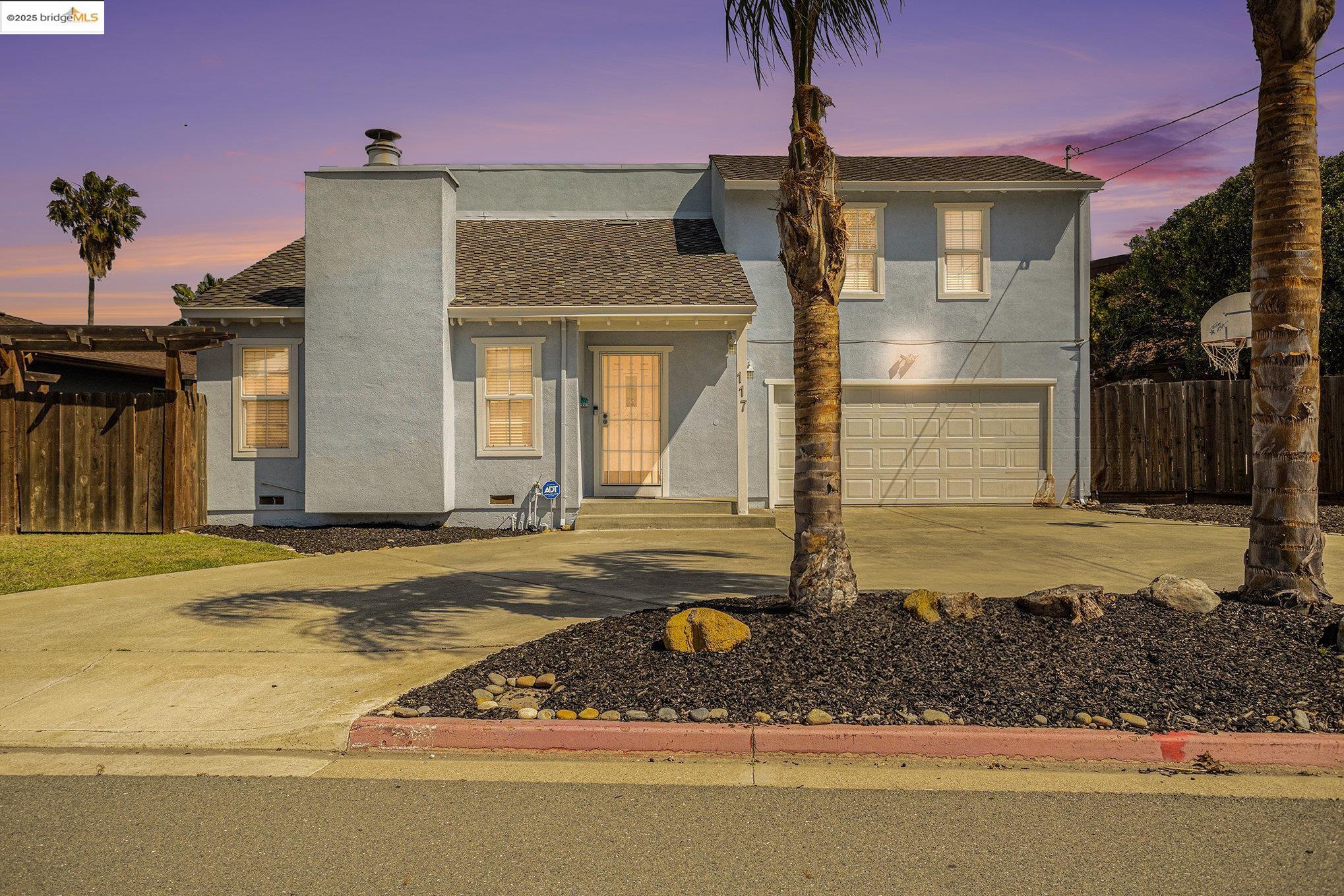 Detail Gallery Image 1 of 33 For 117 S Lake Dr, Antioch,  CA 94509 - 3 Beds | 2/1 Baths