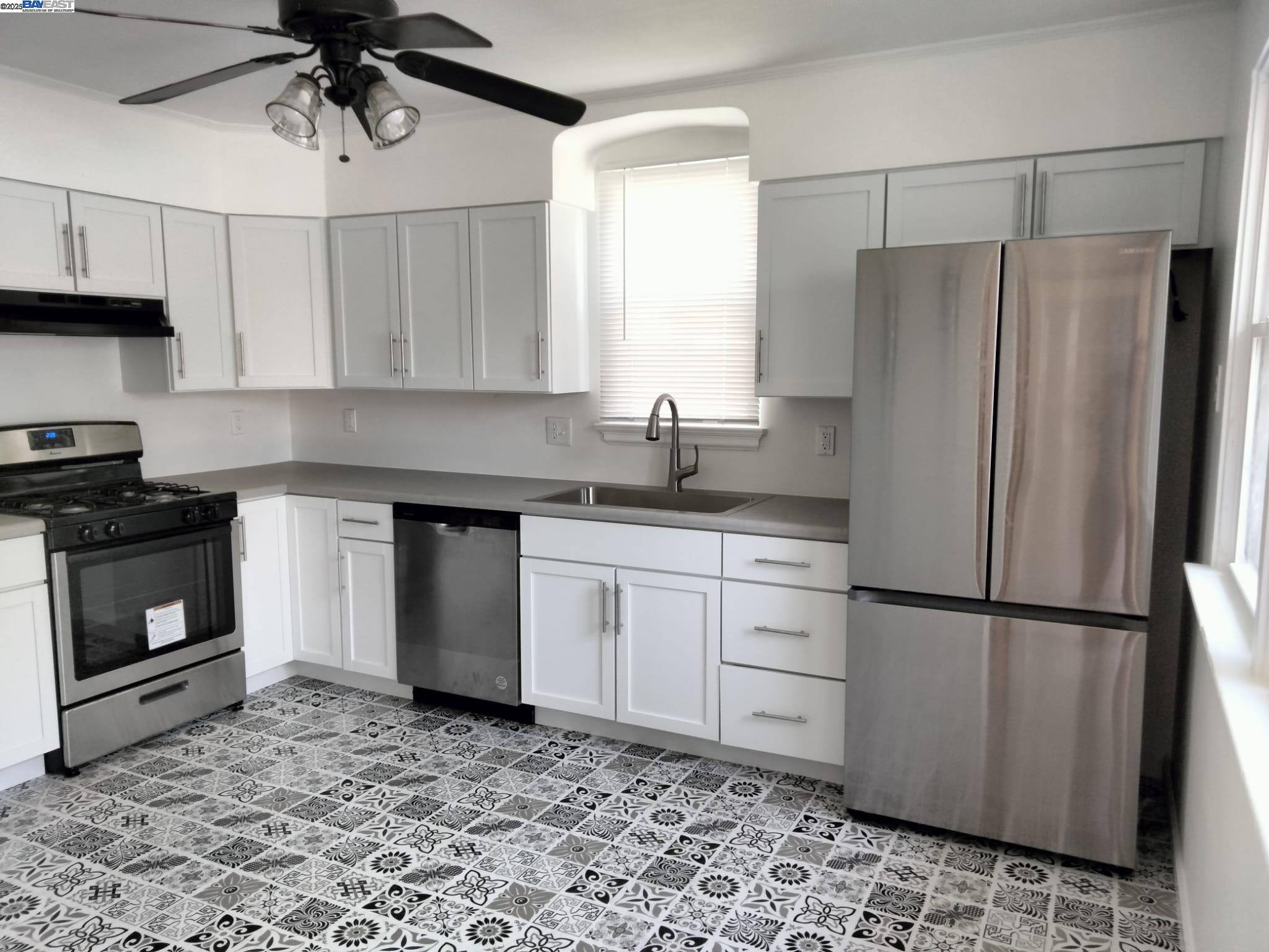 830 Zeiss Ave, Woodland, Missouri 63125, 2 Bedrooms Bedrooms, 5 Rooms Rooms,1 BathroomBathrooms,Residential Lease,For Rent,830 Zeiss Ave,41096049