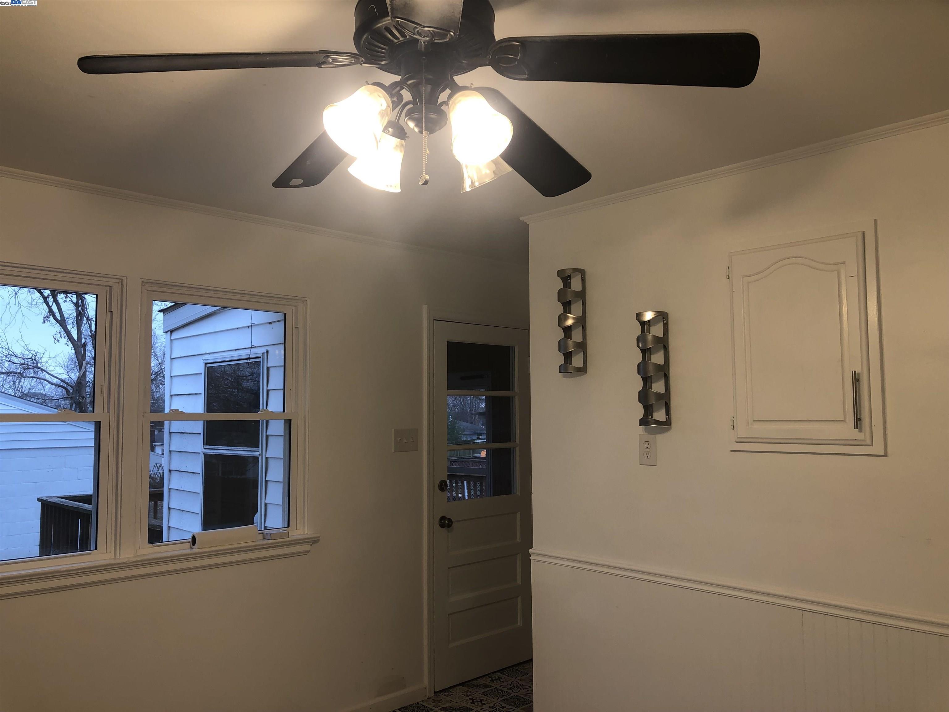830 Zeiss Ave, Woodland, Missouri 63125, 2 Bedrooms Bedrooms, 5 Rooms Rooms,1 BathroomBathrooms,Residential Lease,For Rent,830 Zeiss Ave,41096049