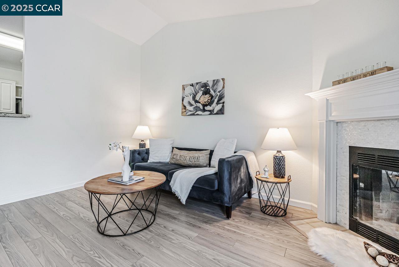 Photo #3: 41096057 Listing 
