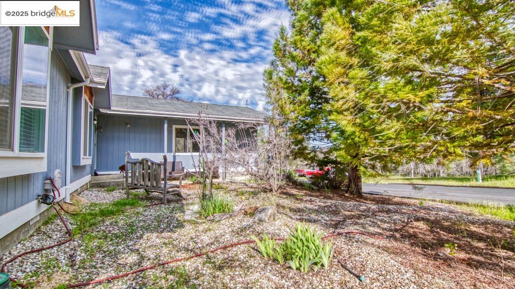 Detail Gallery Image 1 of 20 For 22782 Rolling Woods Drive, Groveland,  CA 95321-9392 - 3 Beds | 2 Baths