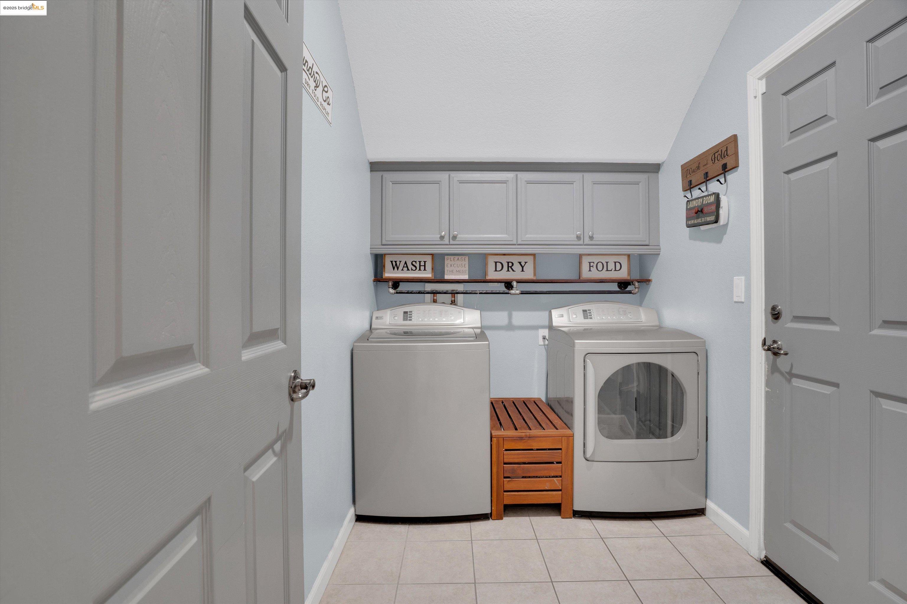 Detail Gallery Image 11 of 30 For 4622 Imperial St, Antioch,  CA 94531 - 5 Beds | 3/1 Baths