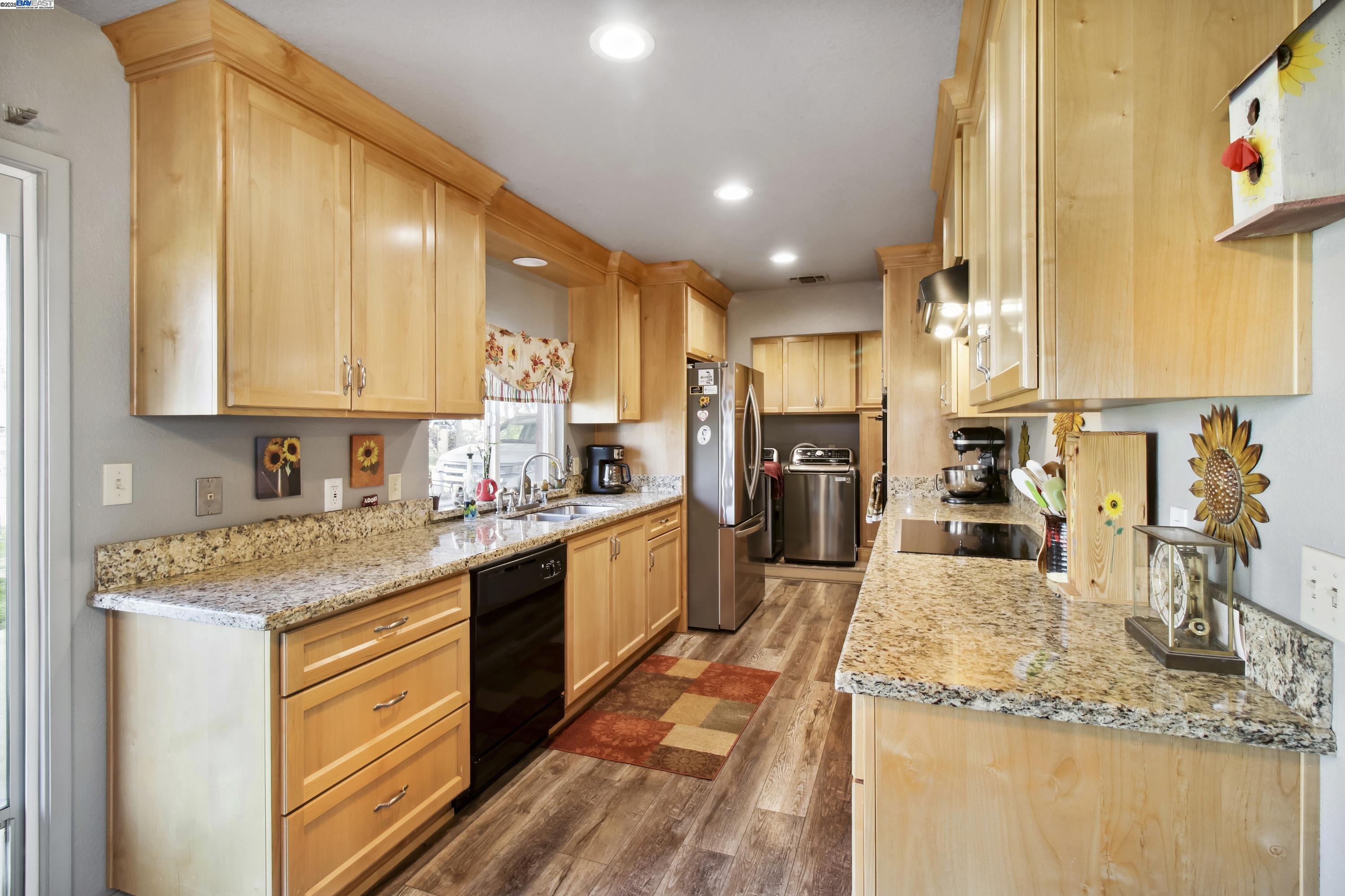 Detail Gallery Image 6 of 60 For 15828 Barney Rd, Plymouth,  CA 95669 - 3 Beds | 3 Baths