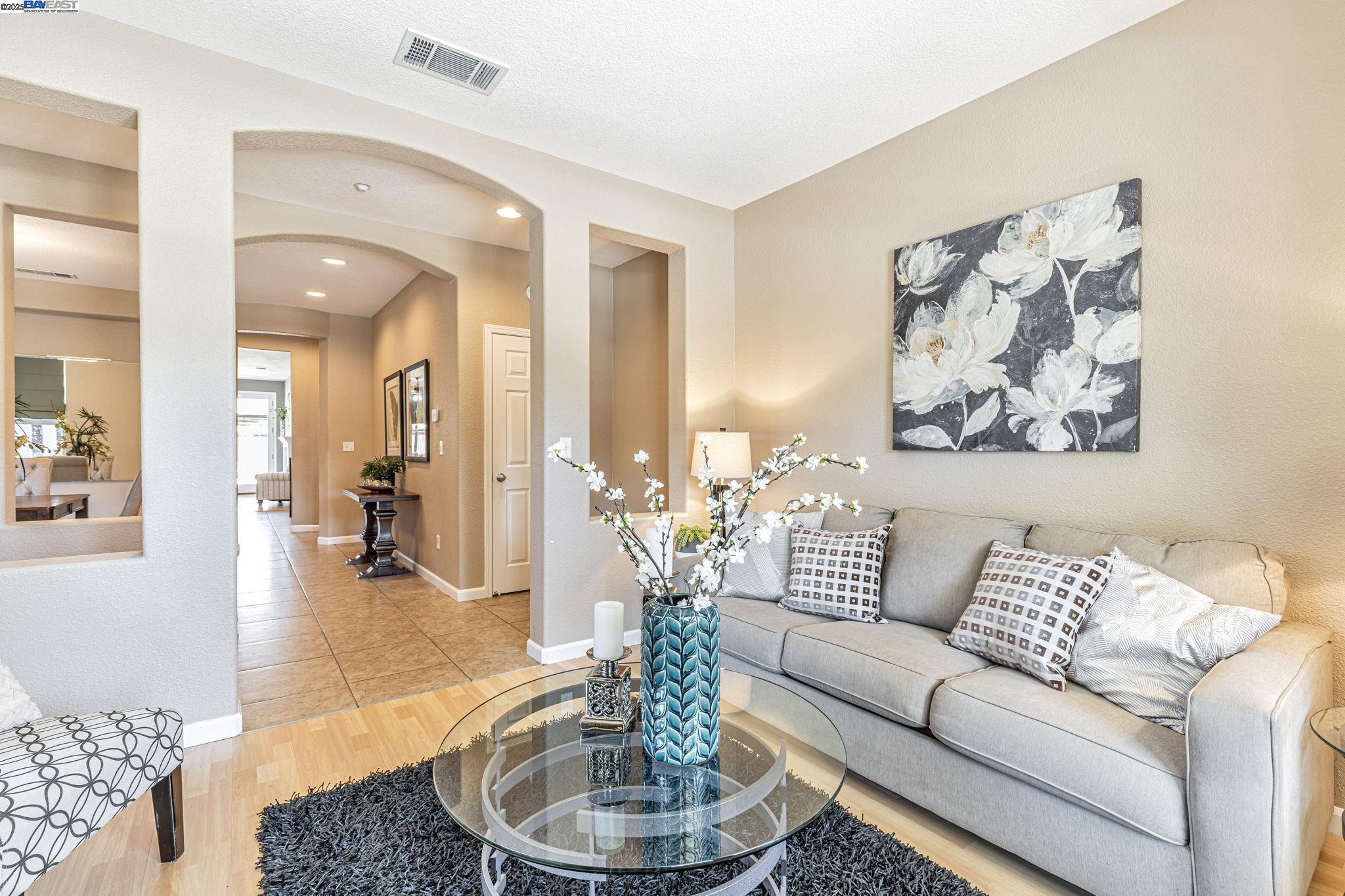 Detail Gallery Image 6 of 38 For 1459 Paradise Ln, Brentwood,  CA 94513 - 3 Beds | 2 Baths