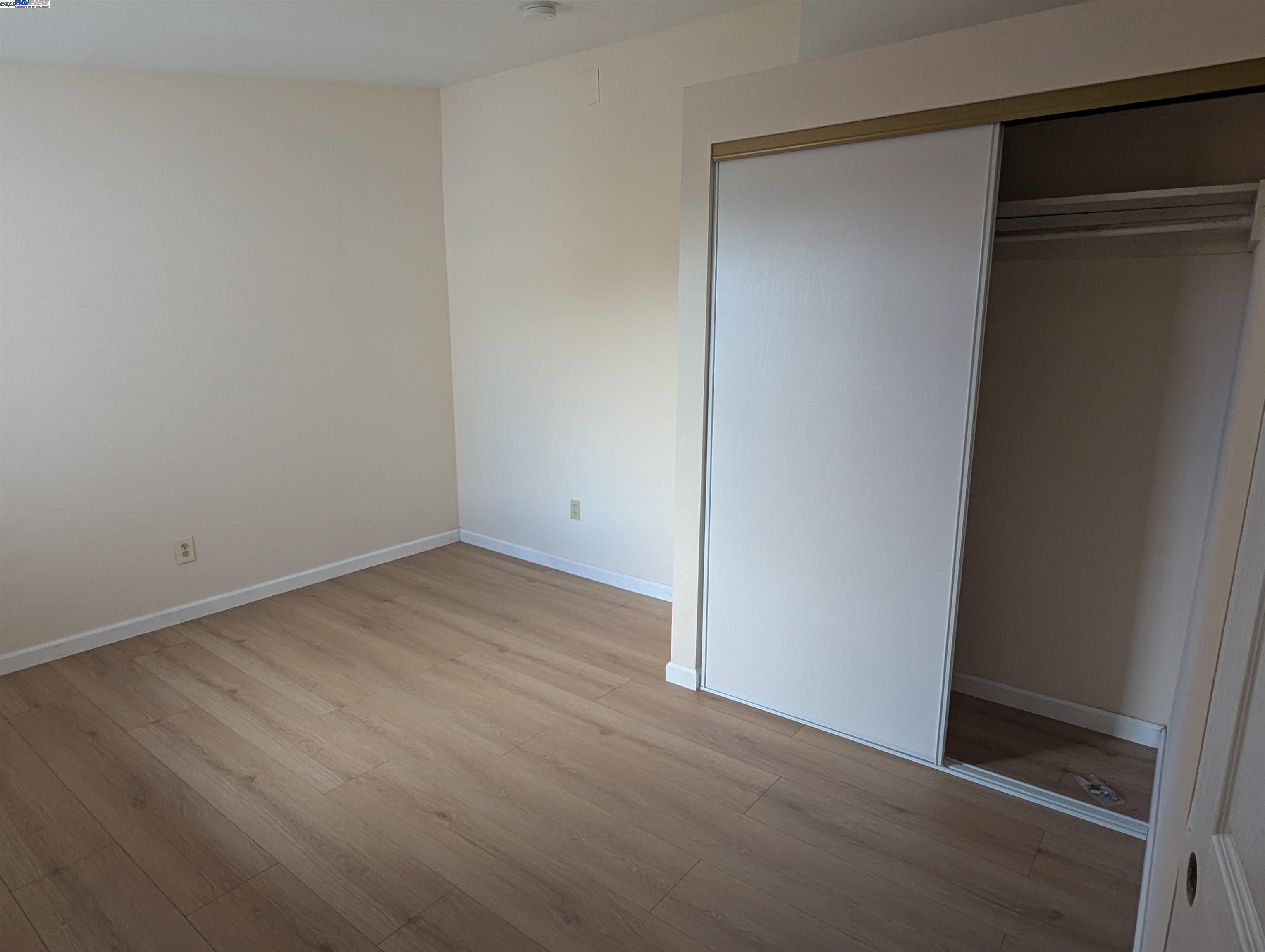 Detail Gallery Image 9 of 12 For 27568 Gainesville Ave, Hayward,  CA 94545 - 5 Beds | 2 Baths