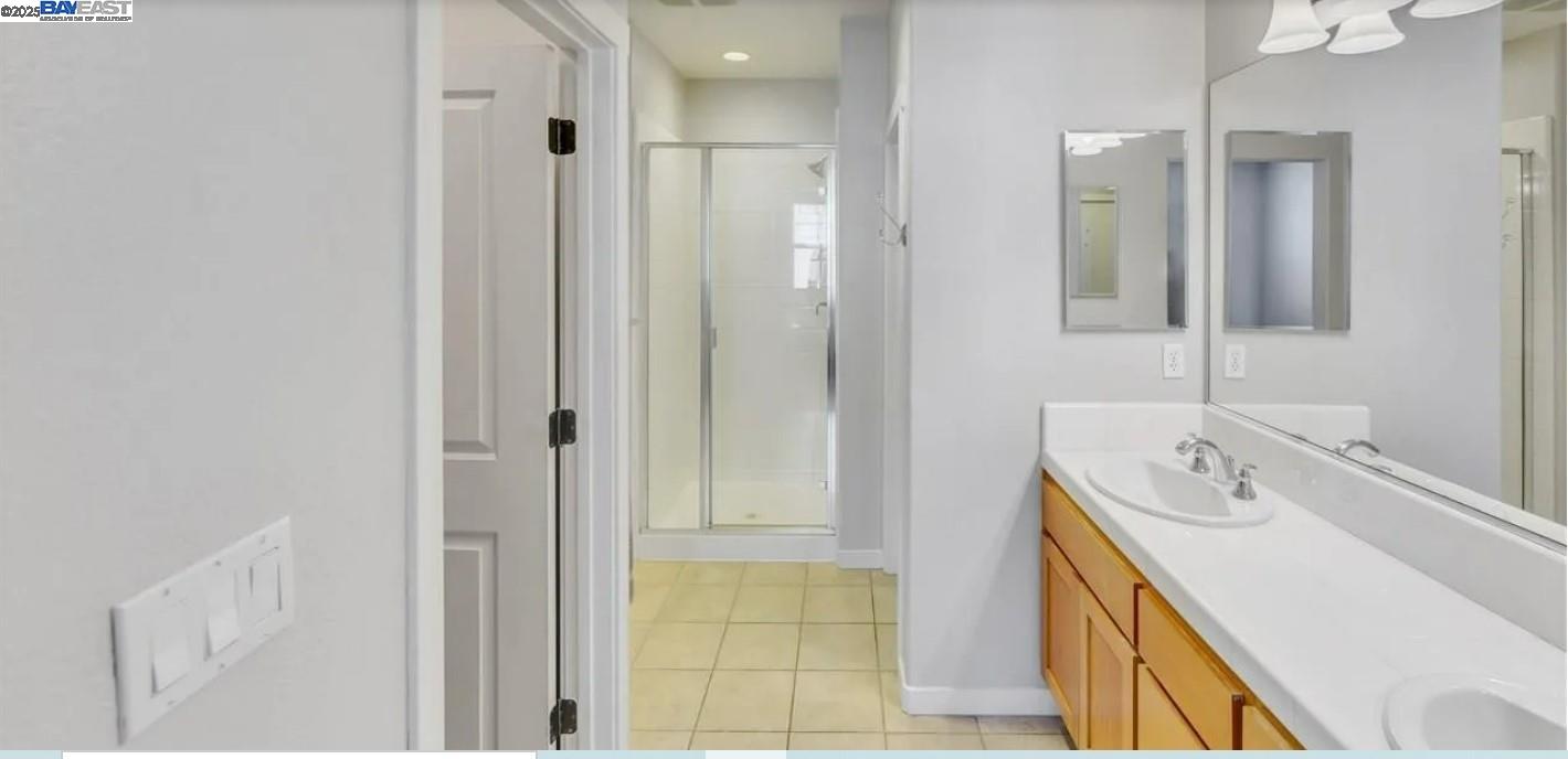Detail Gallery Image 10 of 19 For 1948 Railroad Ave #104,  Livermore,  CA 94550 - 3 Beds | 2 Baths