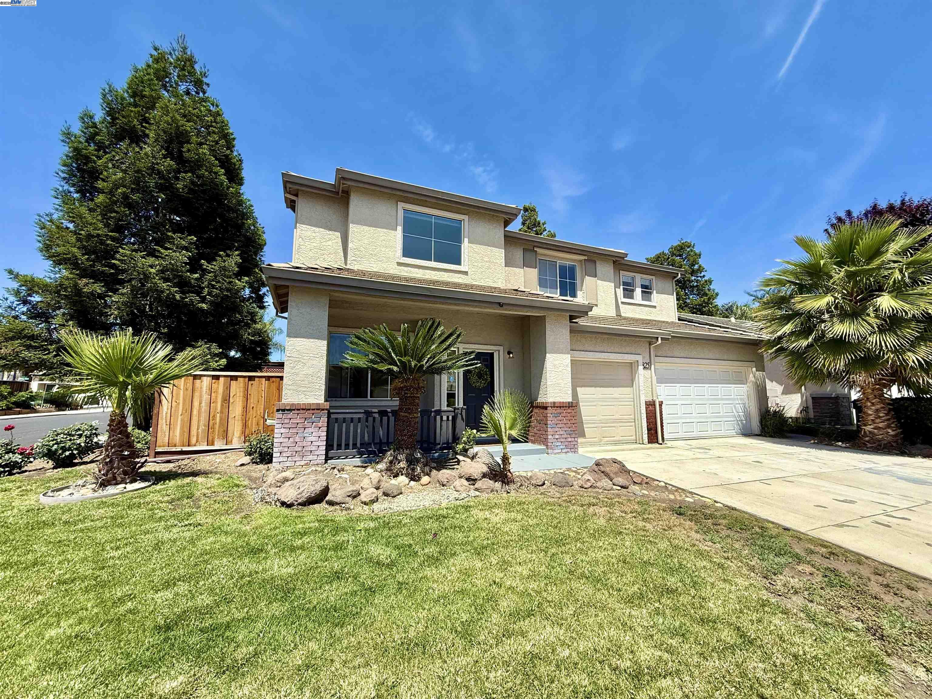 Detail Gallery Image 1 of 55 For 825 Hollowbrook Dr, Brentwood,  CA 94513 - 4 Beds | 3 Baths