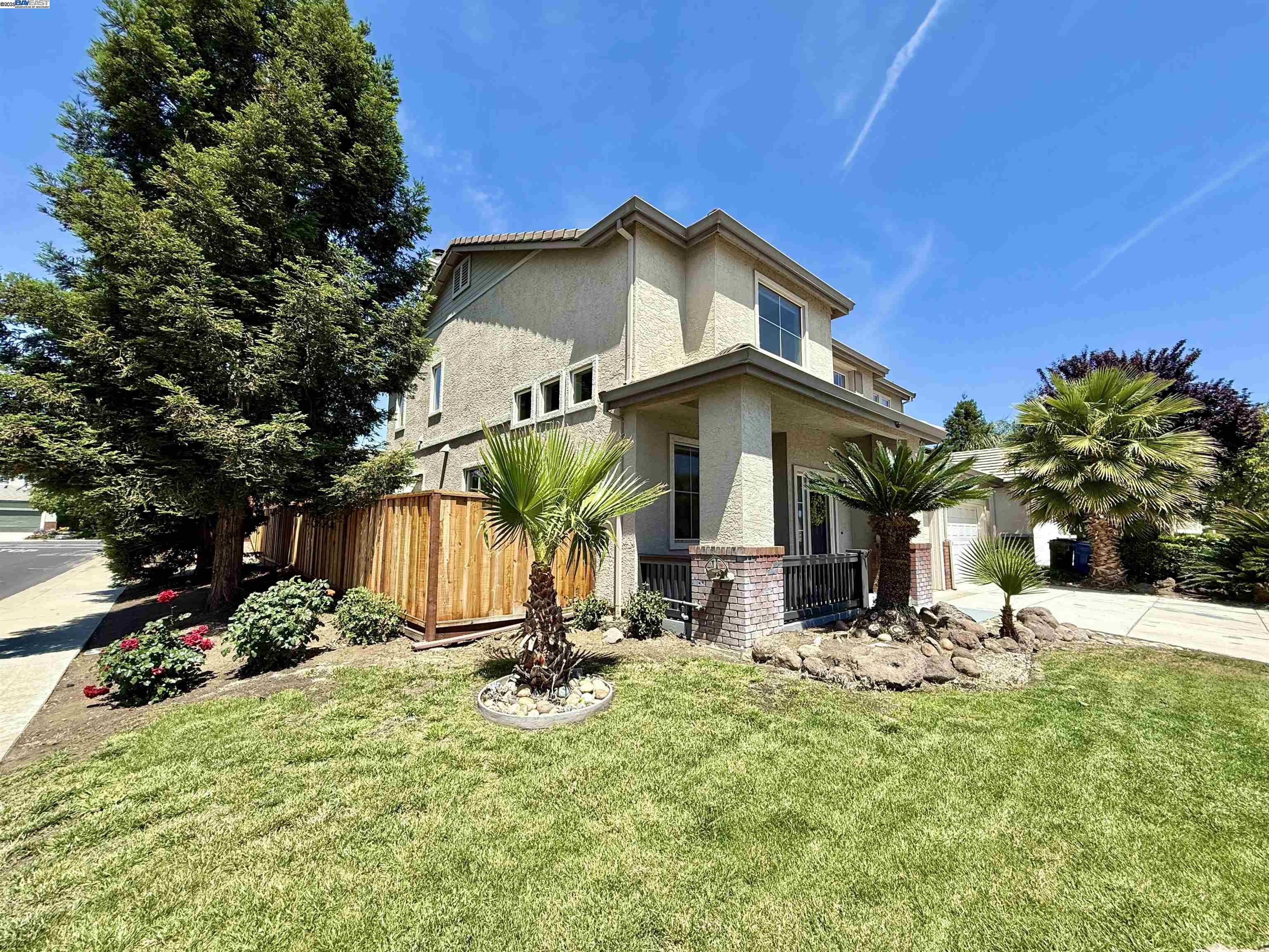 Detail Gallery Image 2 of 55 For 825 Hollowbrook Dr, Brentwood,  CA 94513 - 4 Beds | 3 Baths
