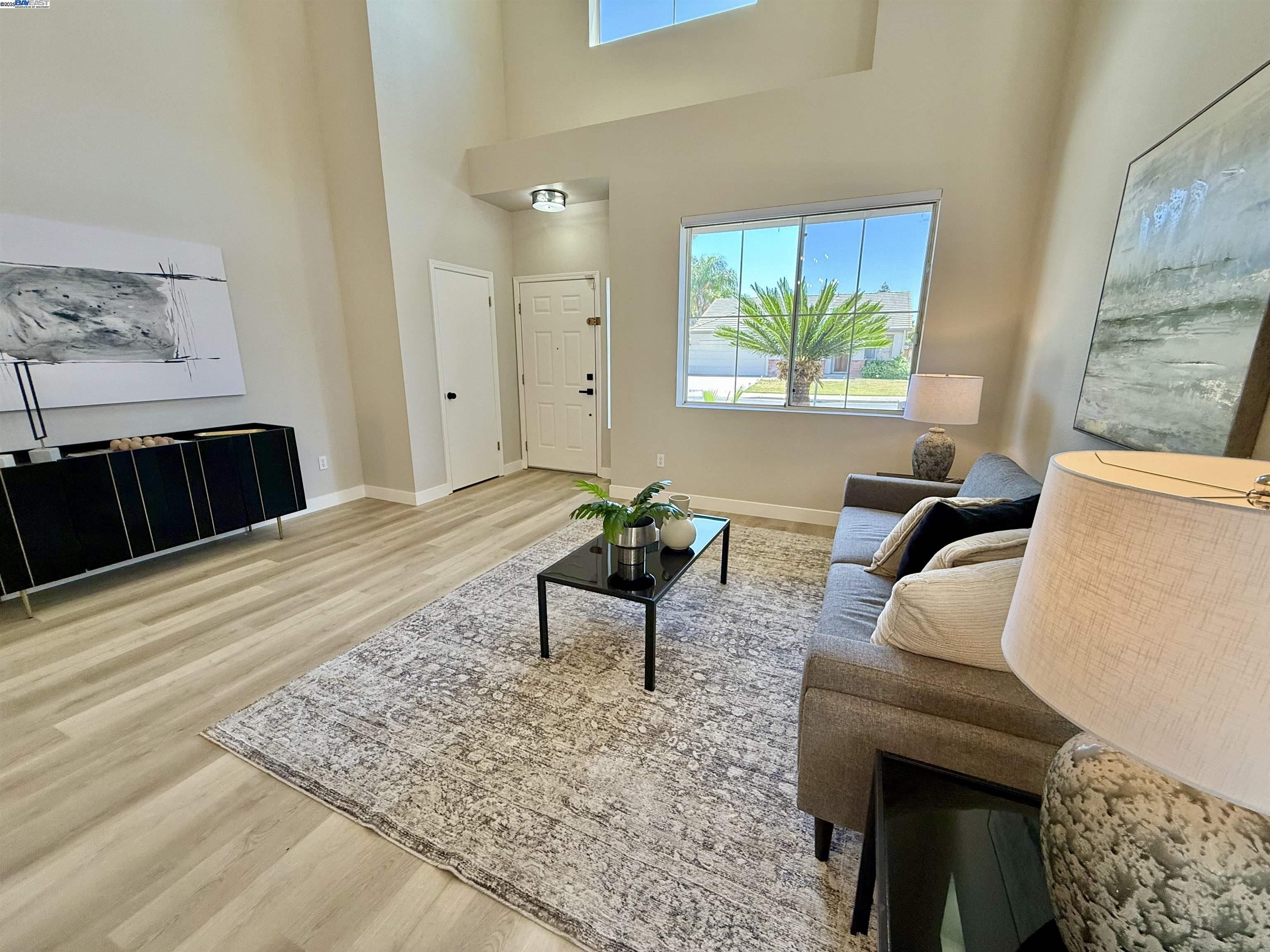 Detail Gallery Image 8 of 55 For 825 Hollowbrook Dr, Brentwood,  CA 94513 - 4 Beds | 3 Baths