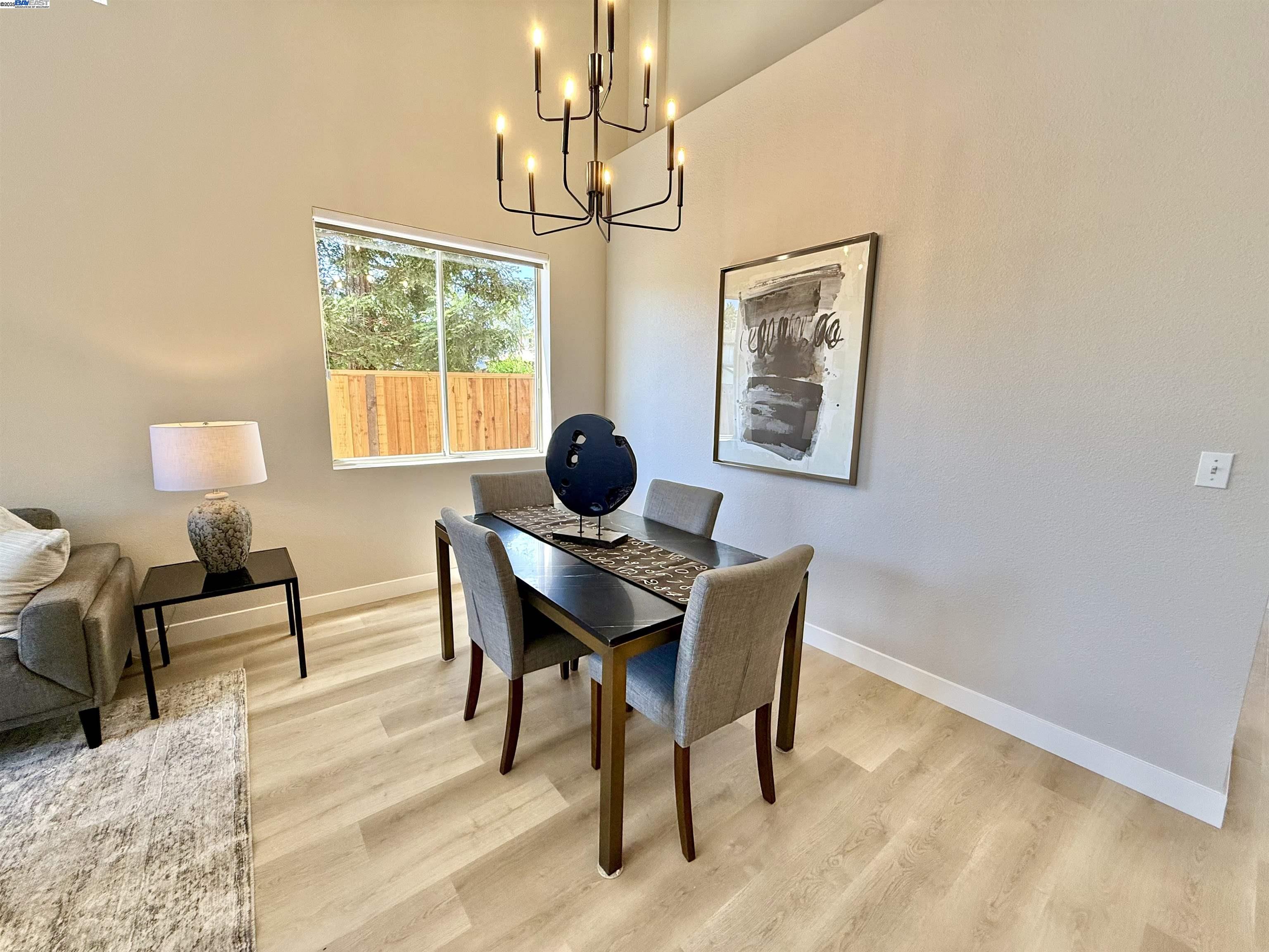 Detail Gallery Image 10 of 55 For 825 Hollowbrook Dr, Brentwood,  CA 94513 - 4 Beds | 3 Baths