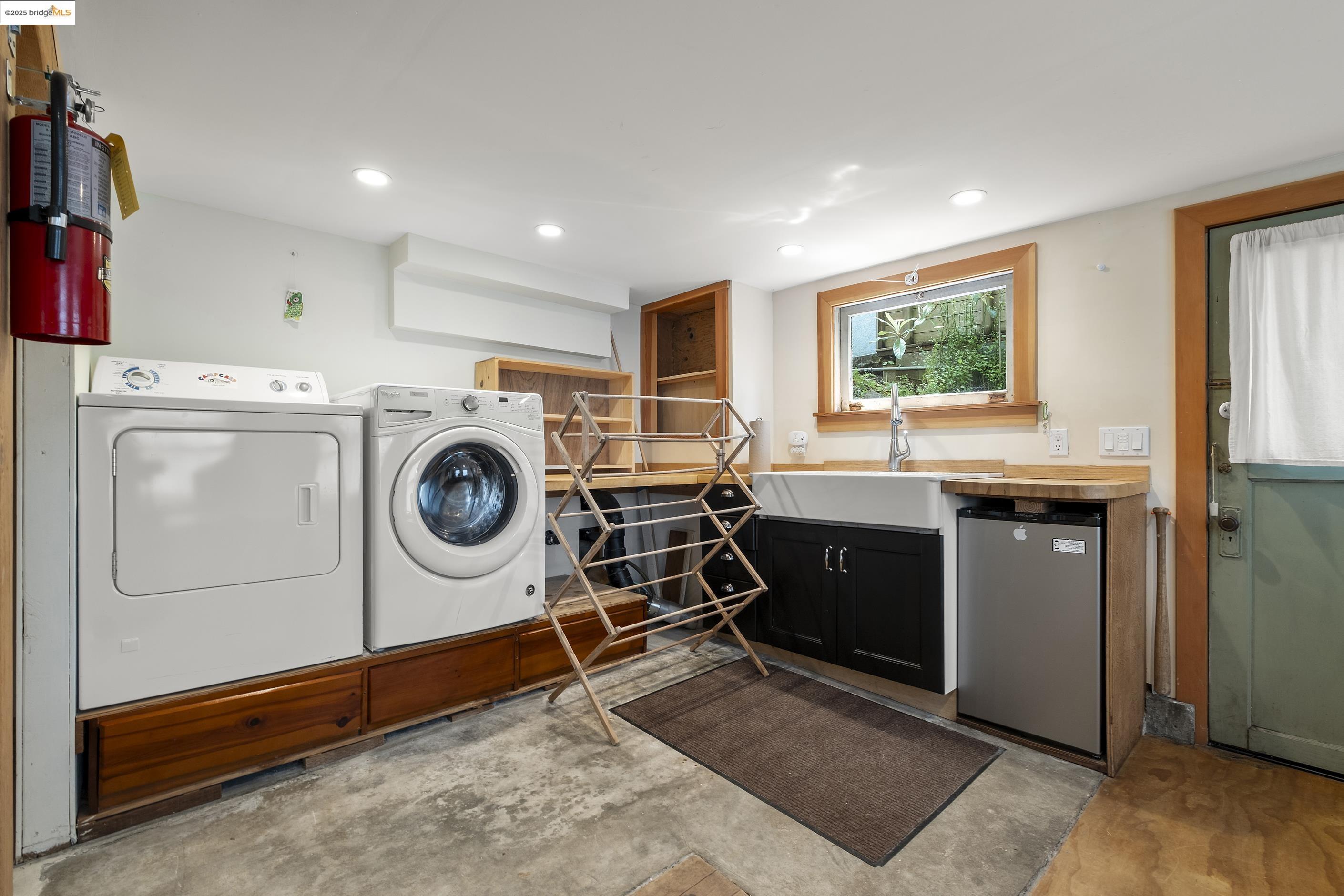 Detail Gallery Image 19 of 53 For 1001 Cragmont Ave, Berkeley,  CA 94708 - 4 Beds | 1 Baths