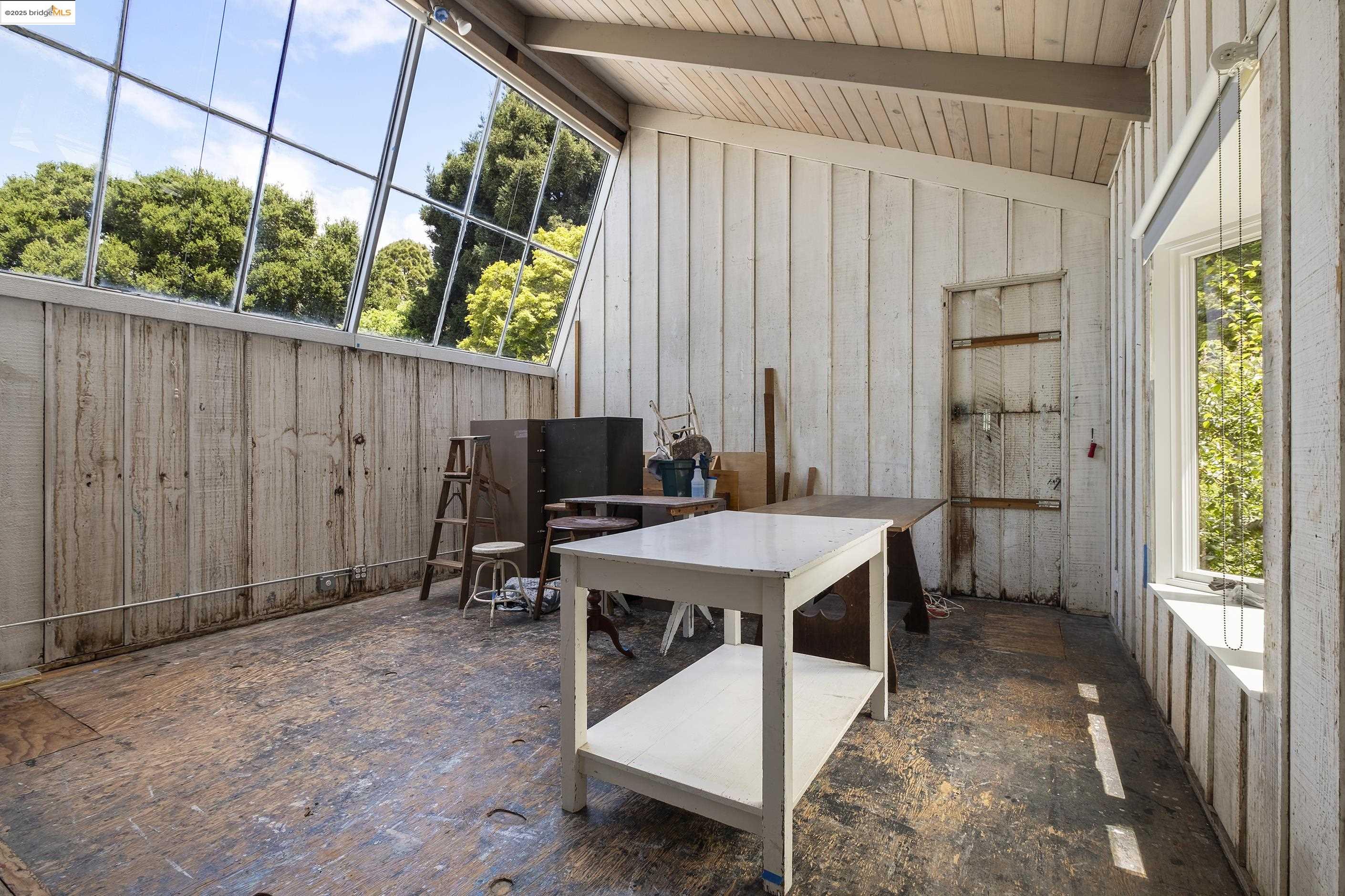 Detail Gallery Image 31 of 53 For 1001 Cragmont Ave, Berkeley,  CA 94708 - 4 Beds | 1 Baths