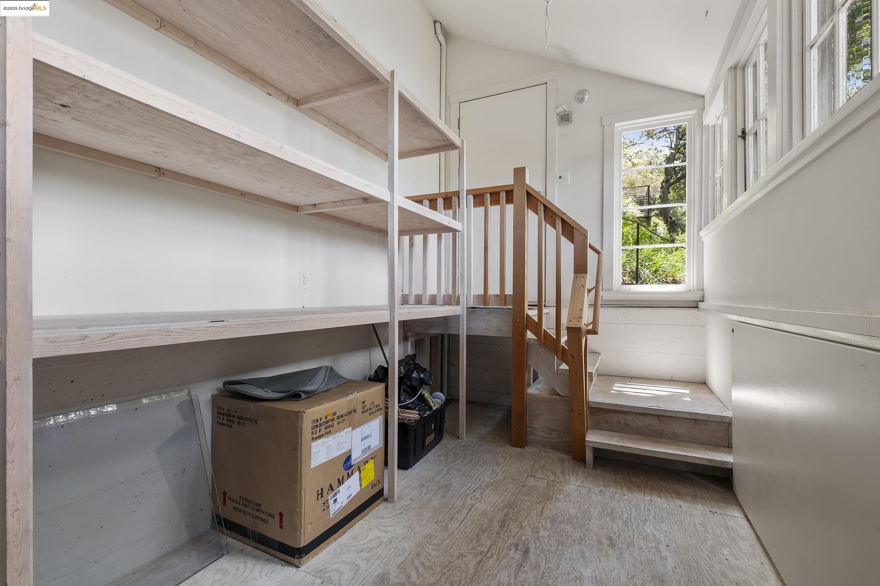 Detail Gallery Image 33 of 53 For 1001 Cragmont Ave, Berkeley,  CA 94708 - 4 Beds | 1 Baths