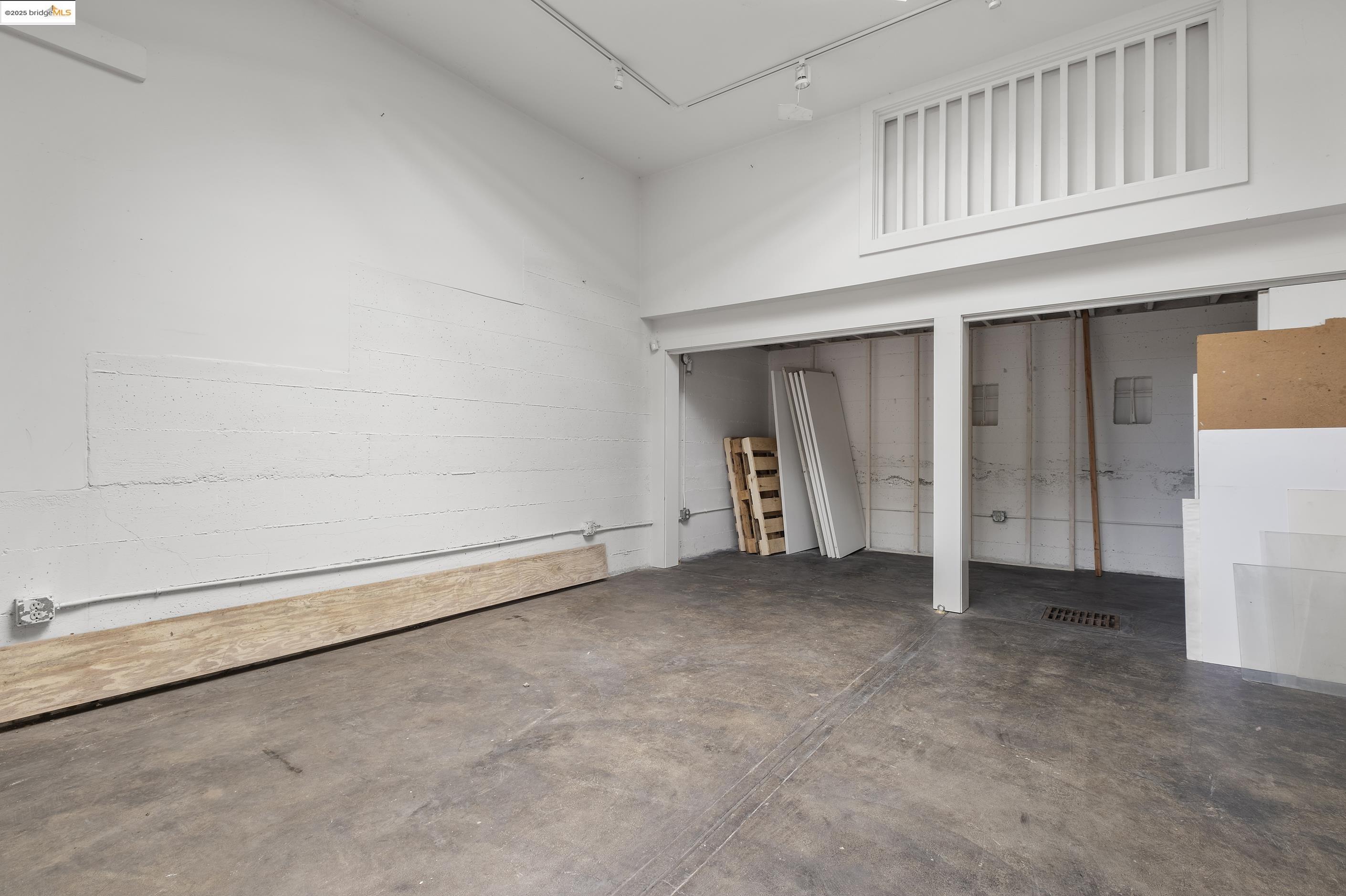 Detail Gallery Image 34 of 53 For 1001 Cragmont Ave, Berkeley,  CA 94708 - 4 Beds | 1 Baths