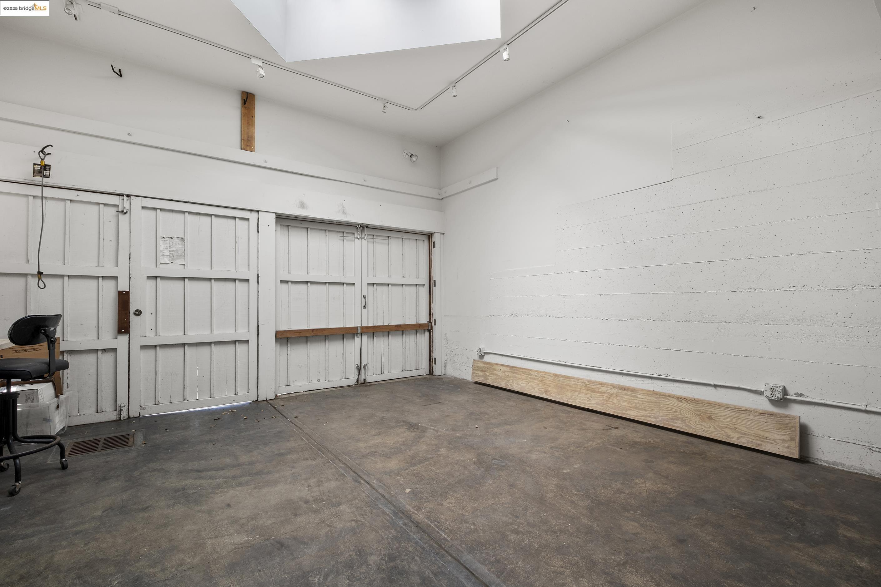 Detail Gallery Image 35 of 53 For 1001 Cragmont Ave, Berkeley,  CA 94708 - 4 Beds | 1 Baths