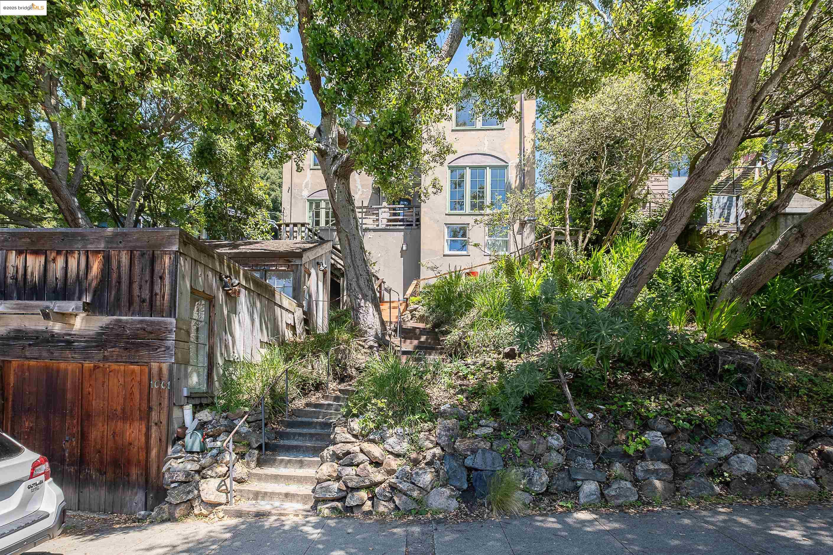 Detail Gallery Image 50 of 53 For 1001 Cragmont Ave, Berkeley,  CA 94708 - 4 Beds | 1 Baths