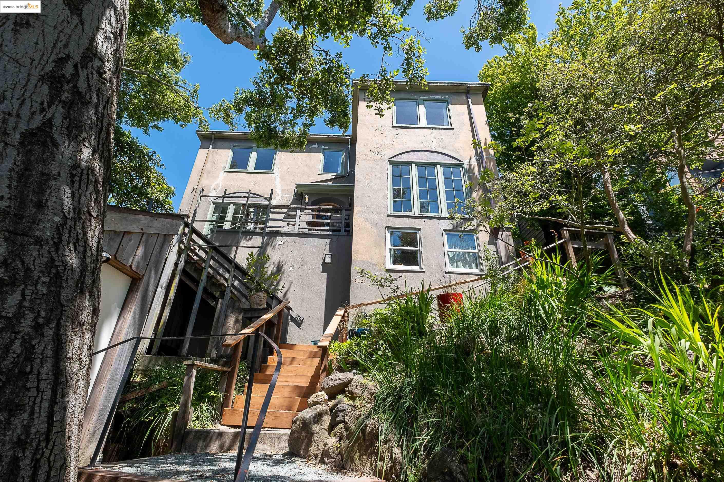 Detail Gallery Image 53 of 53 For 1001 Cragmont Ave, Berkeley,  CA 94708 - 4 Beds | 1 Baths