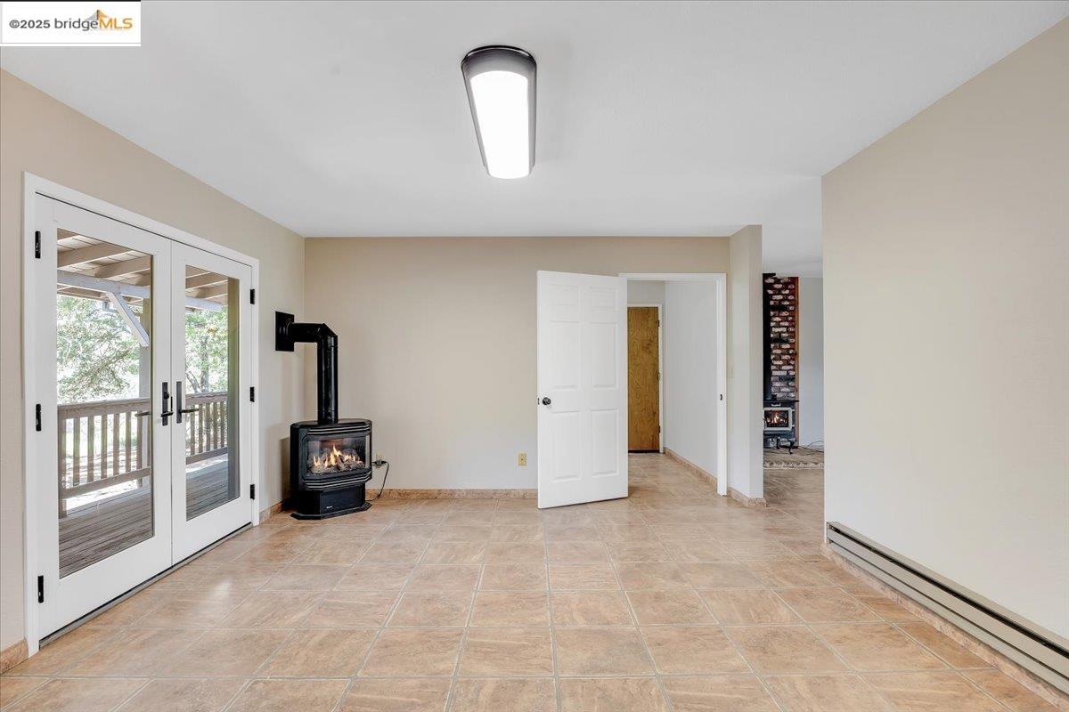 Detail Gallery Image 22 of 60 For 180 Stallion Way, Angels Camp,  CA 95222 - 3 Beds | 2 Baths