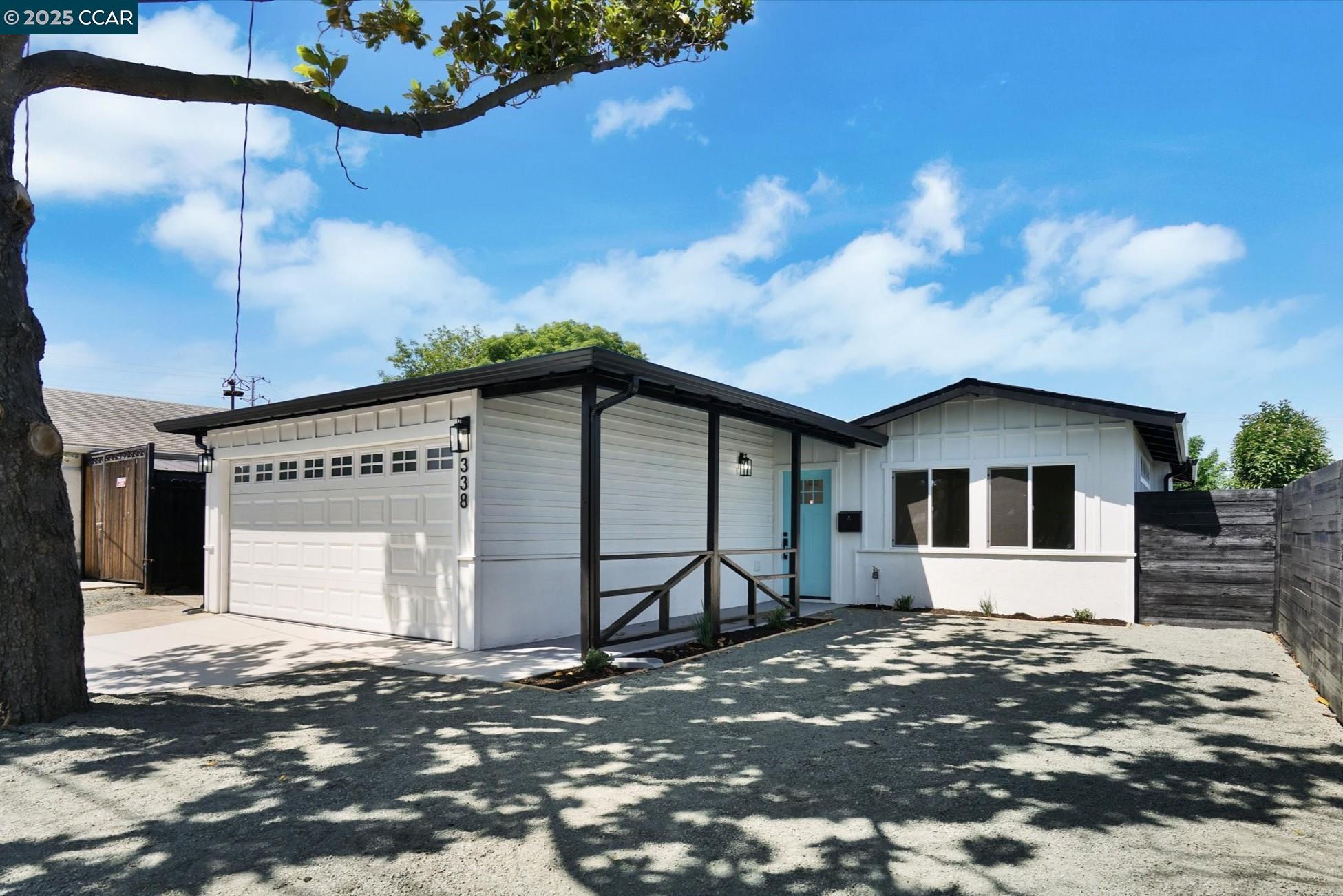Detail Gallery Image 1 of 1 For 338 Warren Way, Pittsburg,  CA 94565 - 3 Beds | 2 Baths