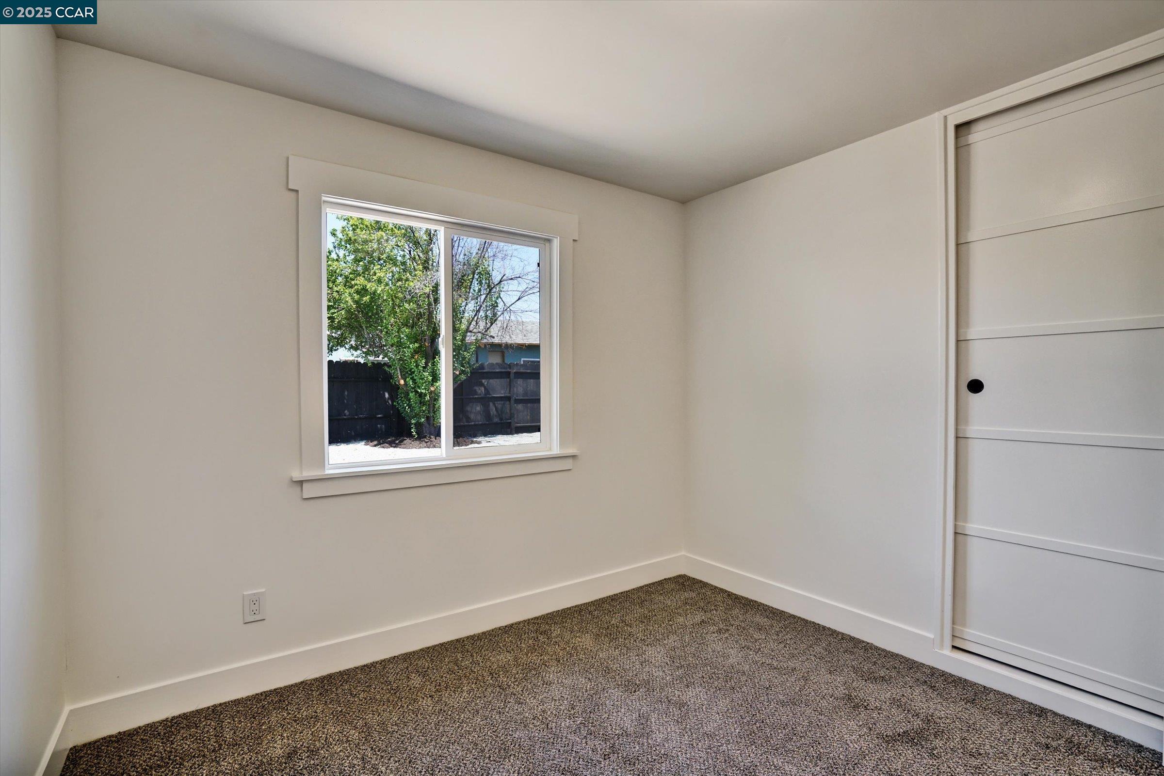 Detail Gallery Image 15 of 22 For 338 Warren Way, Pittsburg,  CA 94565 - 3 Beds | 2 Baths