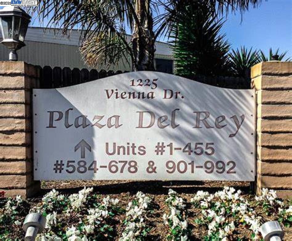 Detail Gallery Image 14 of 15 For 1225 Vienna Drive #38,  Sunnyvale,  CA 94089 - 3 Beds | 2 Baths