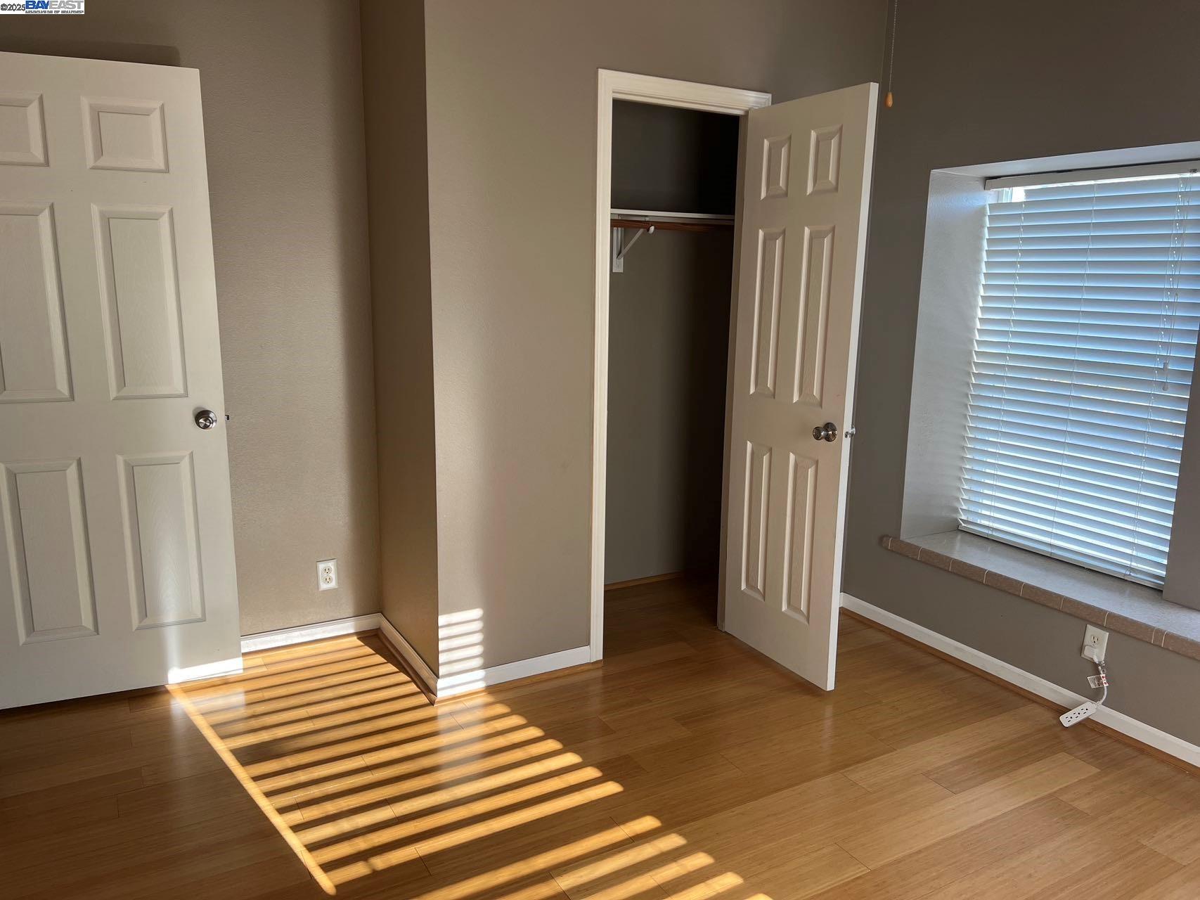 Detail Gallery Image 5 of 15 For 1225 Vienna Drive #38,  Sunnyvale,  CA 94089 - 3 Beds | 2 Baths