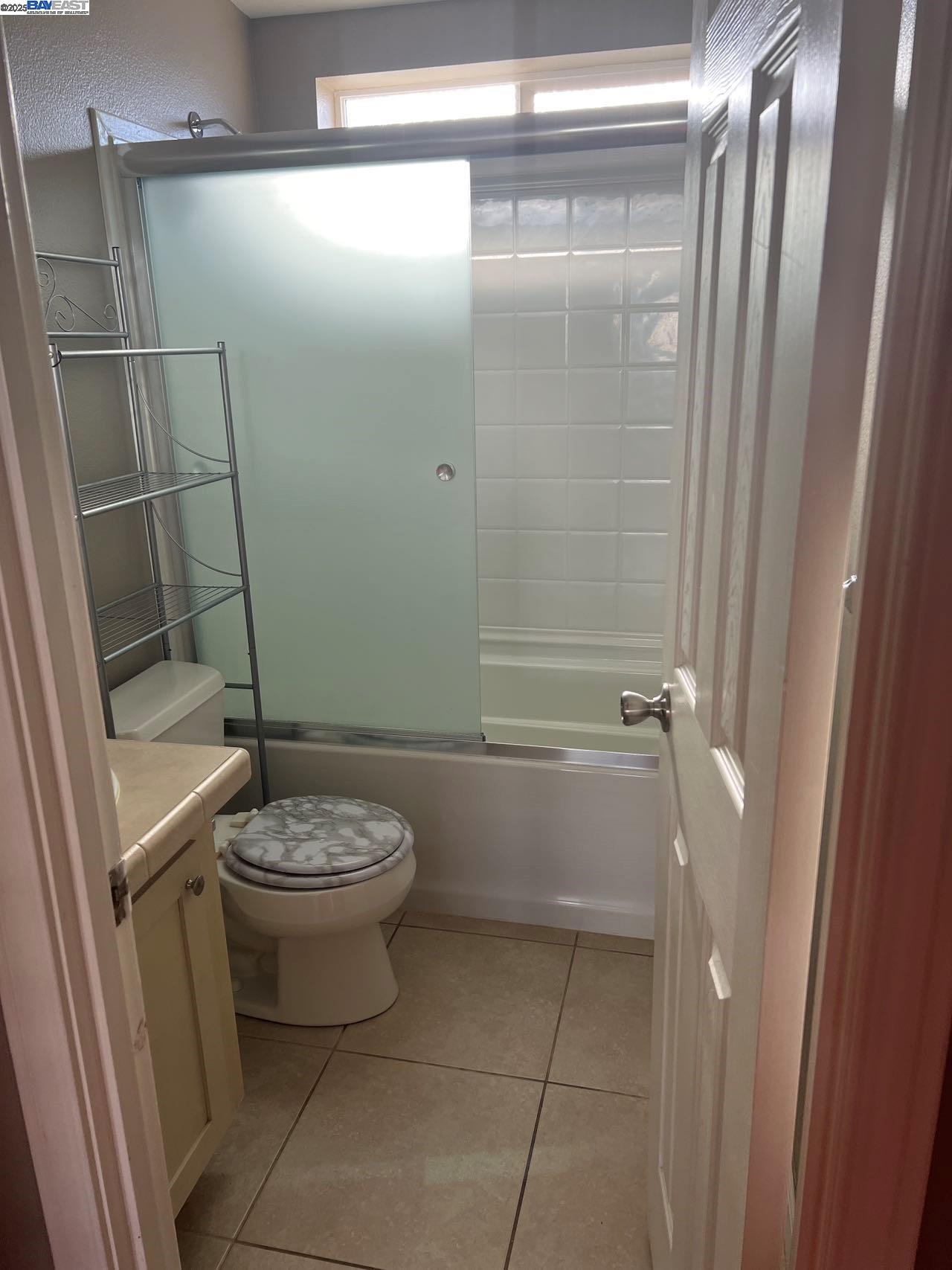 Detail Gallery Image 8 of 15 For 1225 Vienna Drive #38,  Sunnyvale,  CA 94089 - 3 Beds | 2 Baths