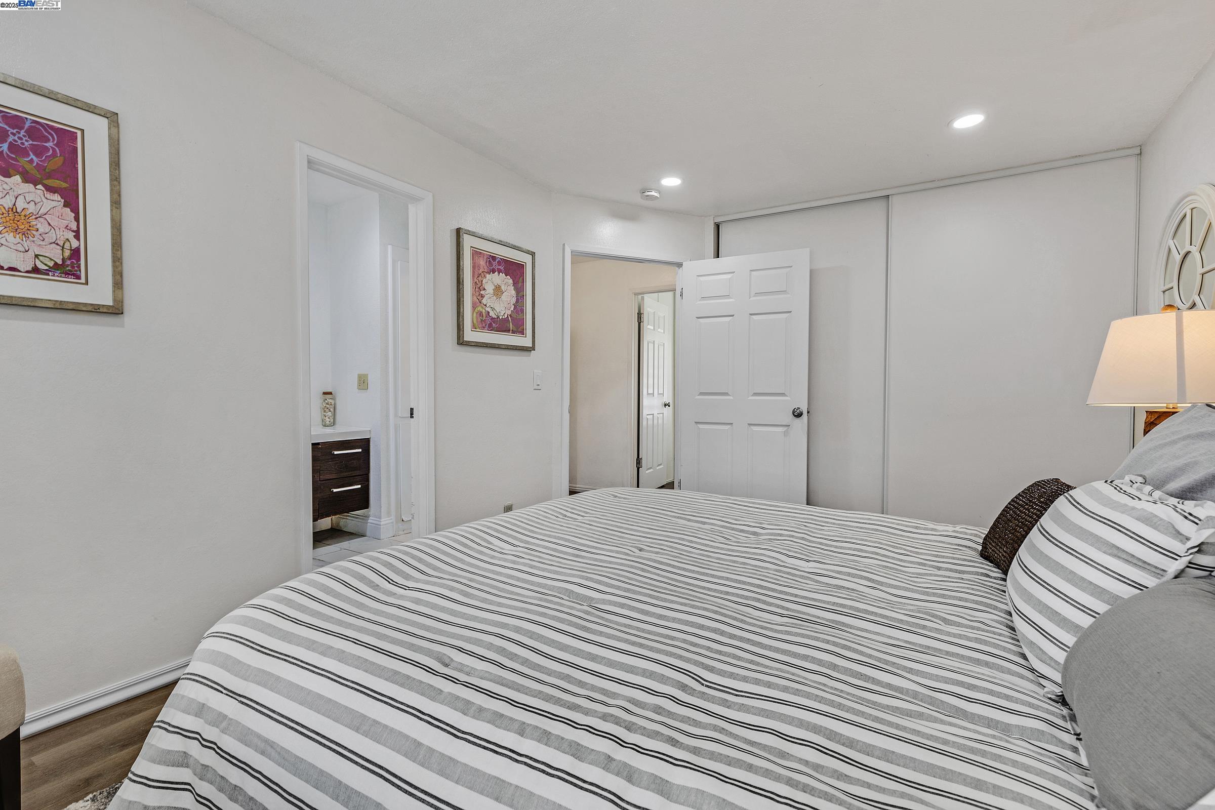 Detail Gallery Image 12 of 32 For 2715 Mosswood Dr, San Jose,  CA 95132 - 3 Beds | 2 Baths