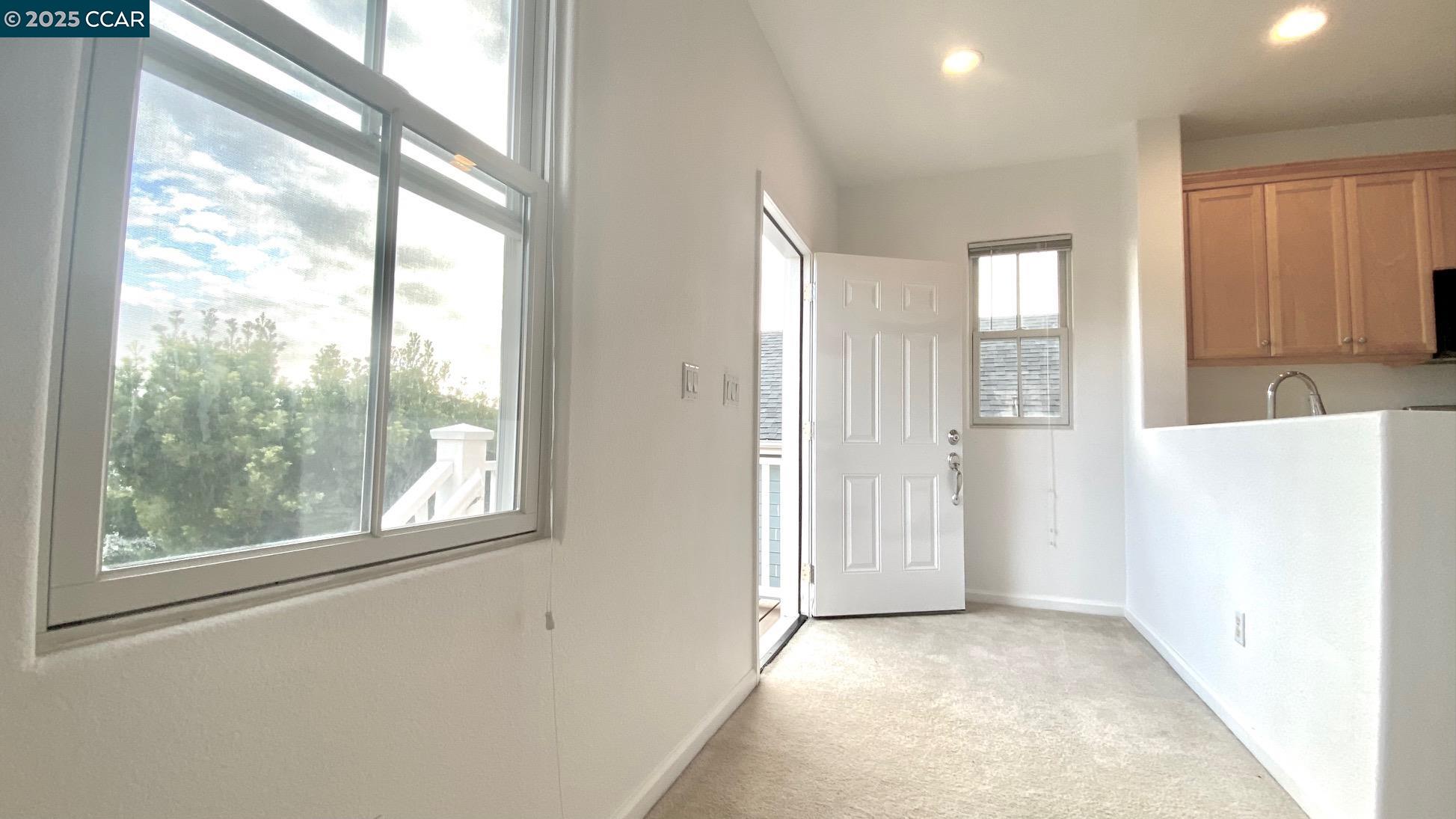 1027 MAIN ST - UNIT B, Hercules, California 94547, 1 Bedroom Bedrooms, 2 Rooms Rooms,1 BathroomBathrooms,Residential Lease,For Rent,1027 MAIN ST - UNIT B,41096097