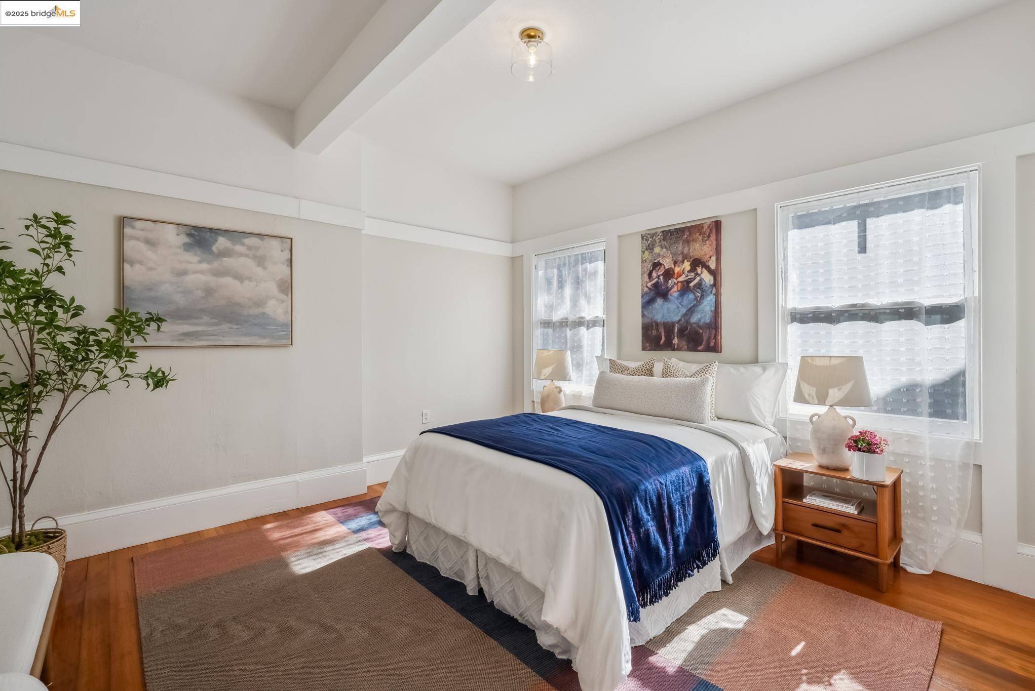 Detail Gallery Image 32 of 60 For 438 66th St, Oakland,  CA 94609 - 6 Beds | 3 Baths