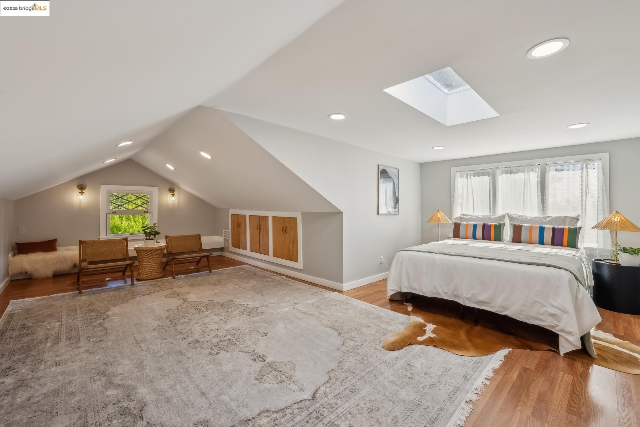 Detail Gallery Image 43 of 60 For 438 66th St, Oakland,  CA 94609 - 6 Beds | 3 Baths