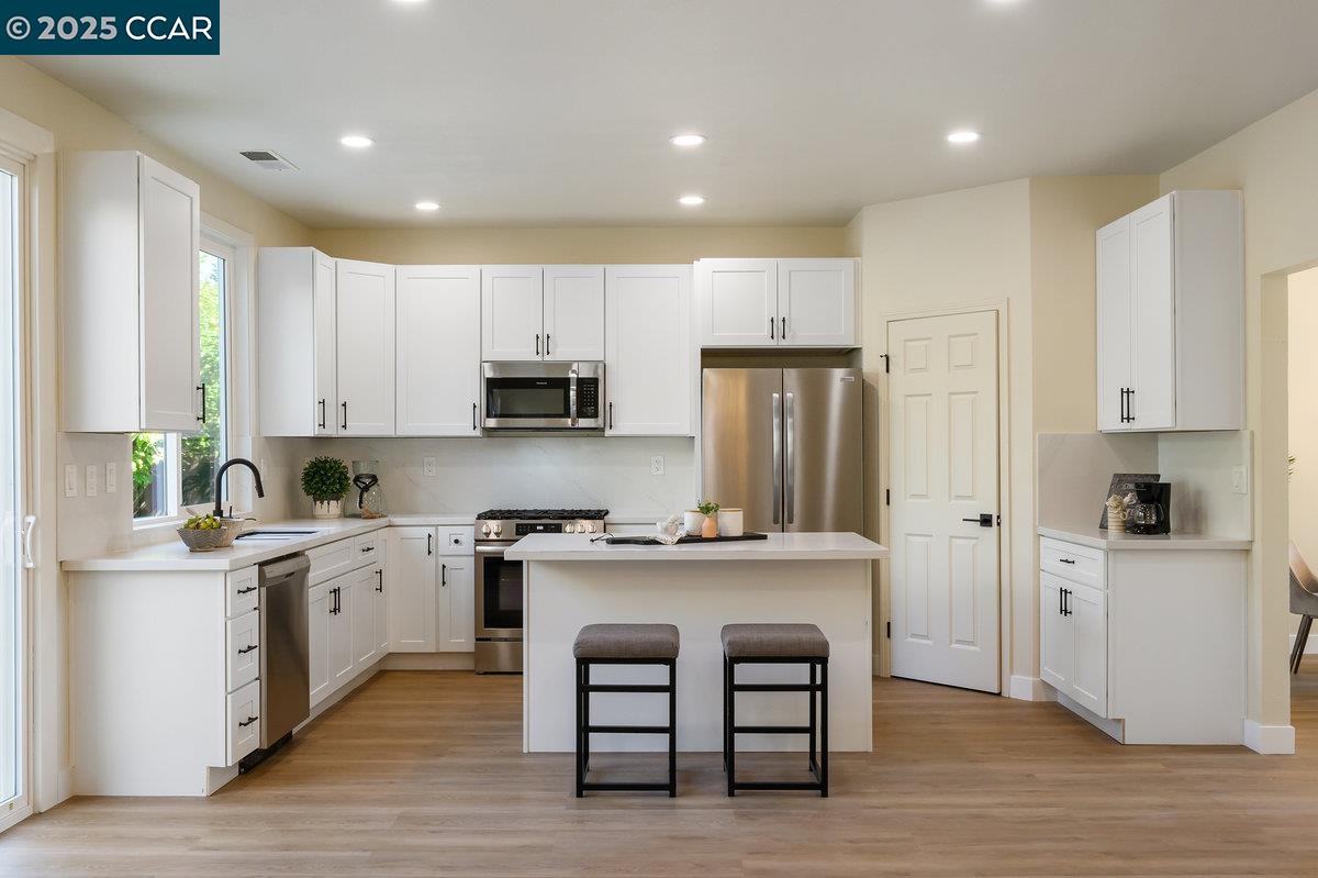 Detail Gallery Image 20 of 46 For 4107 Wheat Ct, Tracy,  CA 95377 - 5 Beds | 3 Baths