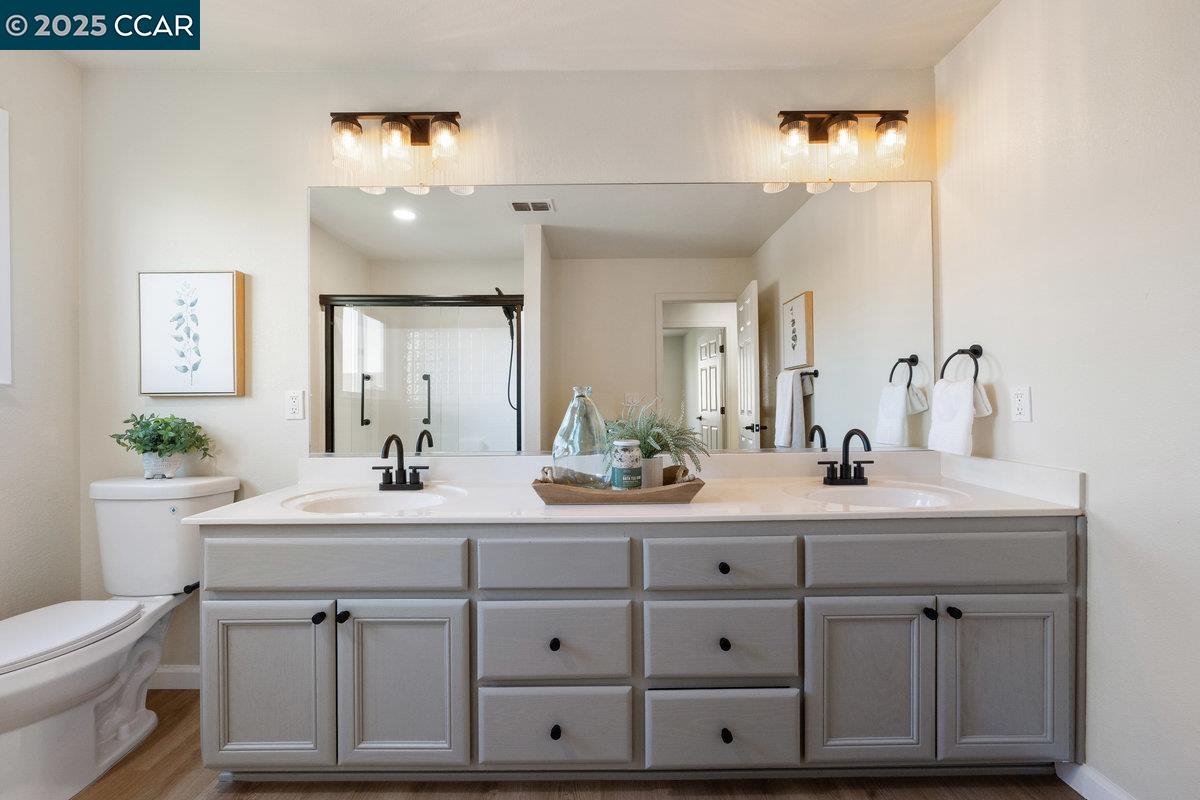 Detail Gallery Image 35 of 46 For 4107 Wheat Ct, Tracy,  CA 95377 - 5 Beds | 3 Baths