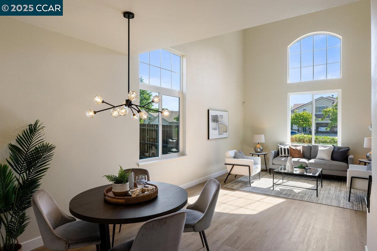Detail Gallery Image 7 of 46 For 4107 Wheat Ct, Tracy,  CA 95377 - 5 Beds | 3 Baths
