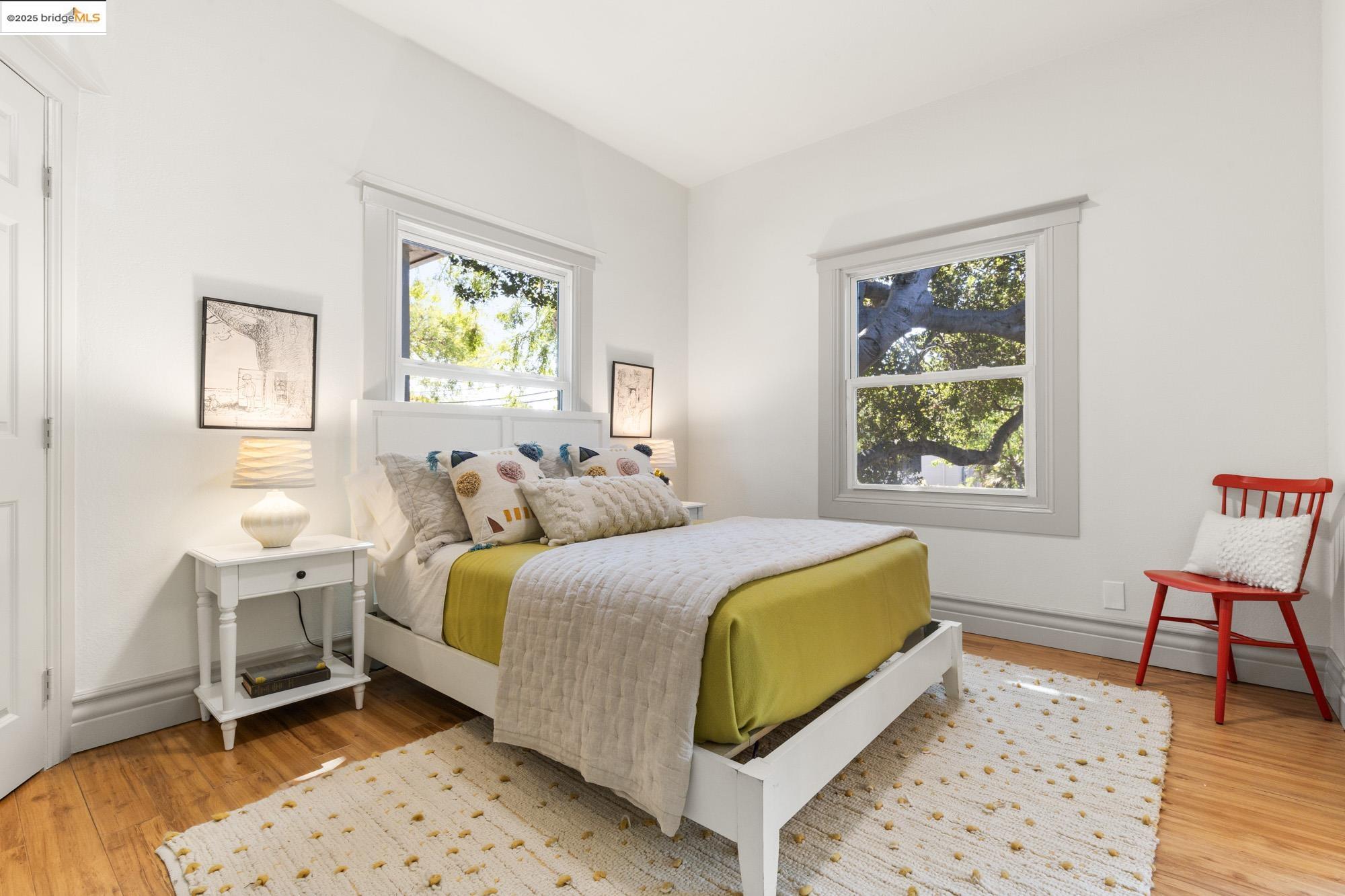 Detail Gallery Image 11 of 59 For 1011 Bancroft Way, Berkeley,  CA 94710 - 3 Beds | 2 Baths