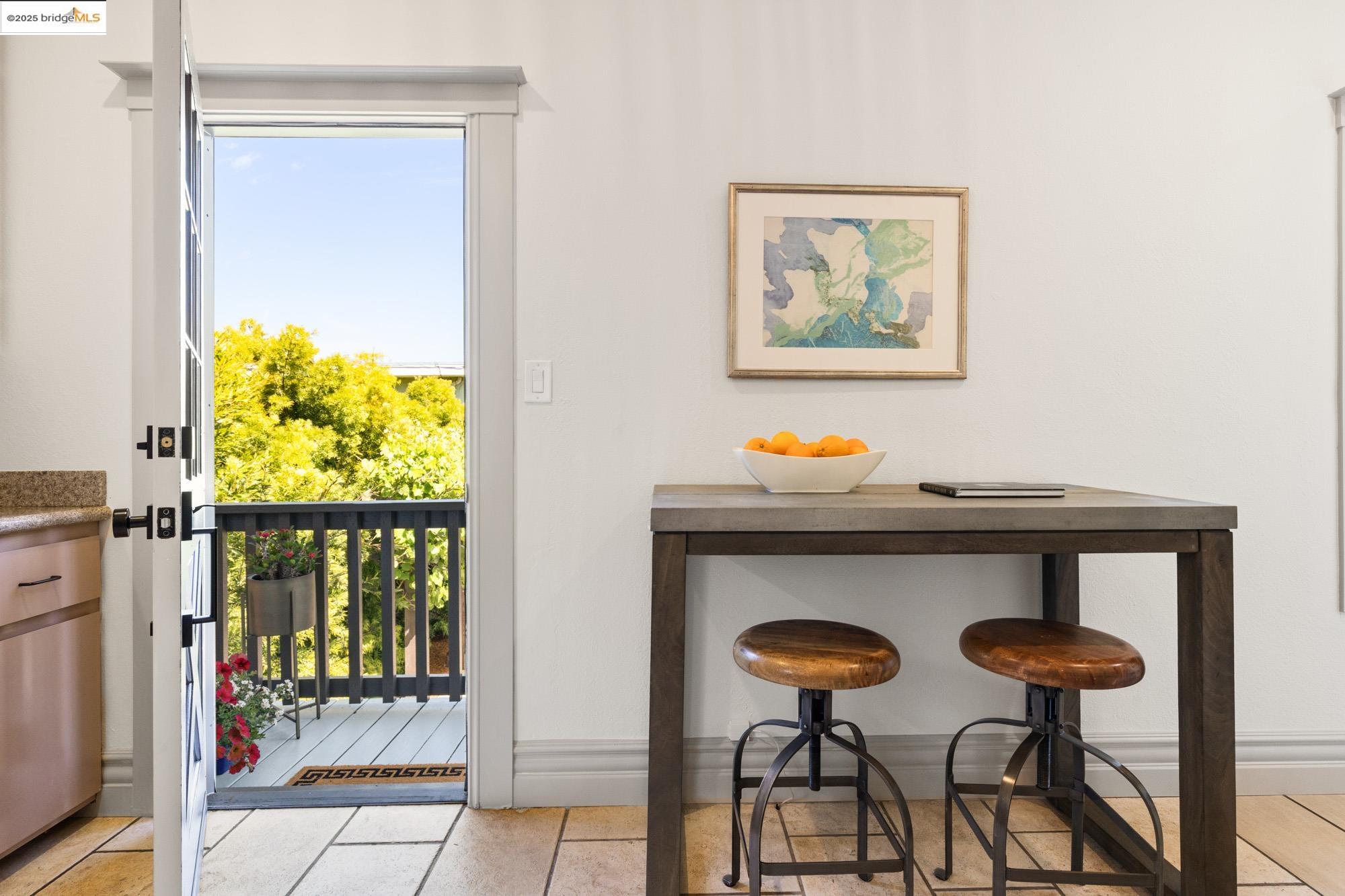 Detail Gallery Image 28 of 59 For 1011 Bancroft Way, Berkeley,  CA 94710 - 3 Beds | 2 Baths