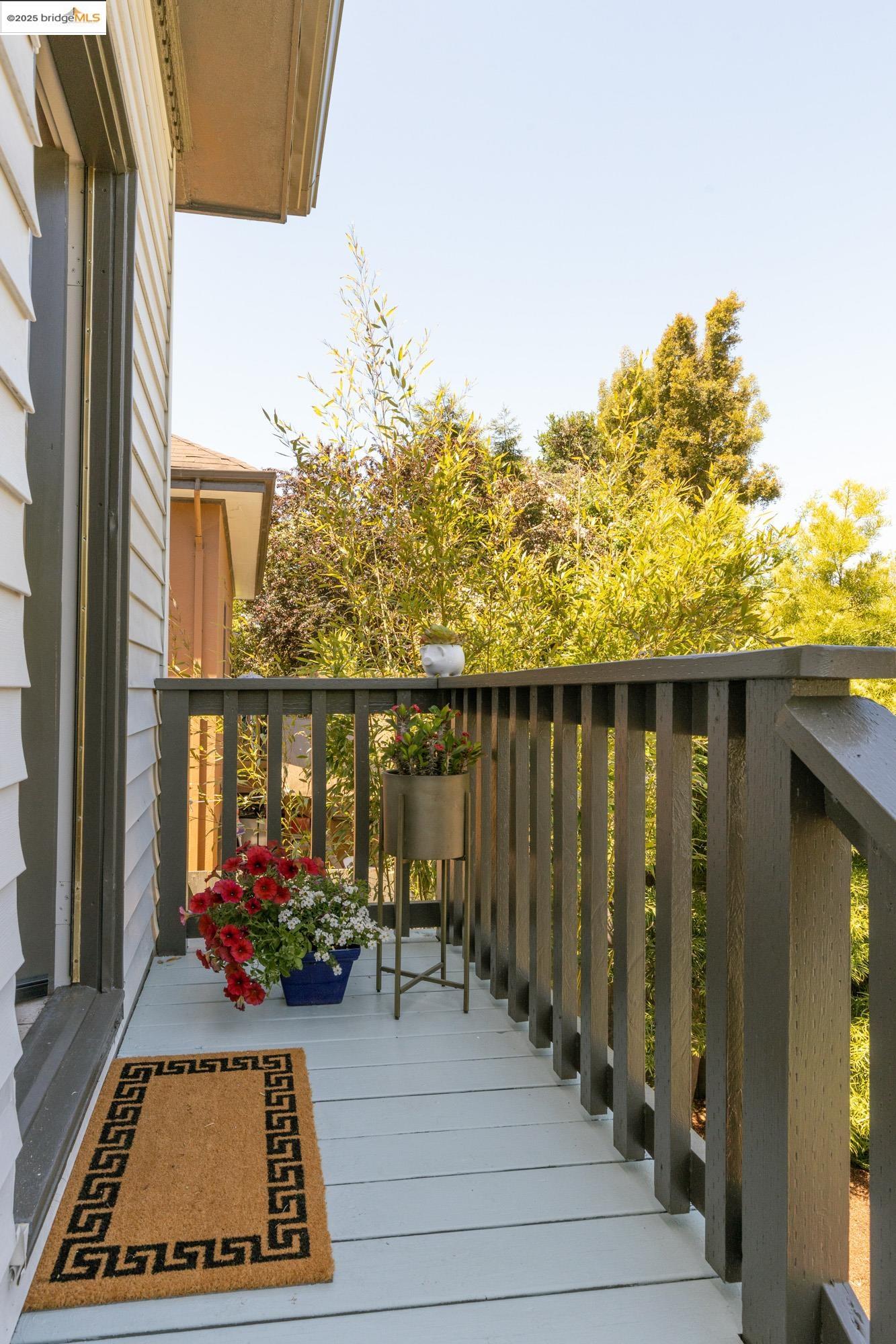 Detail Gallery Image 29 of 59 For 1011 Bancroft Way, Berkeley,  CA 94710 - 3 Beds | 2 Baths