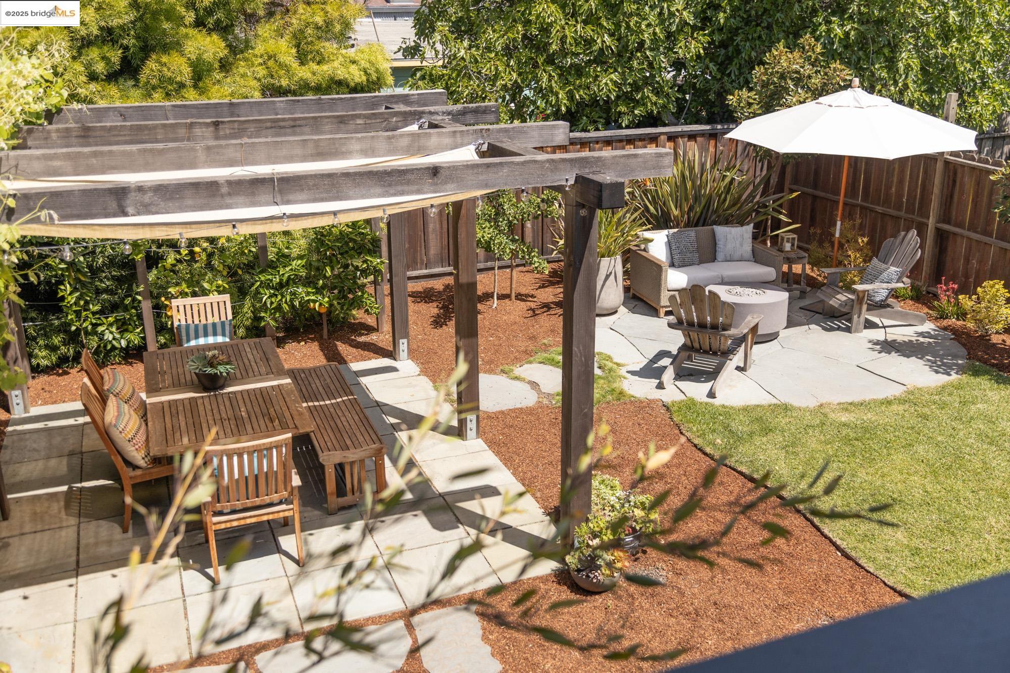 Detail Gallery Image 30 of 59 For 1011 Bancroft Way, Berkeley,  CA 94710 - 3 Beds | 2 Baths