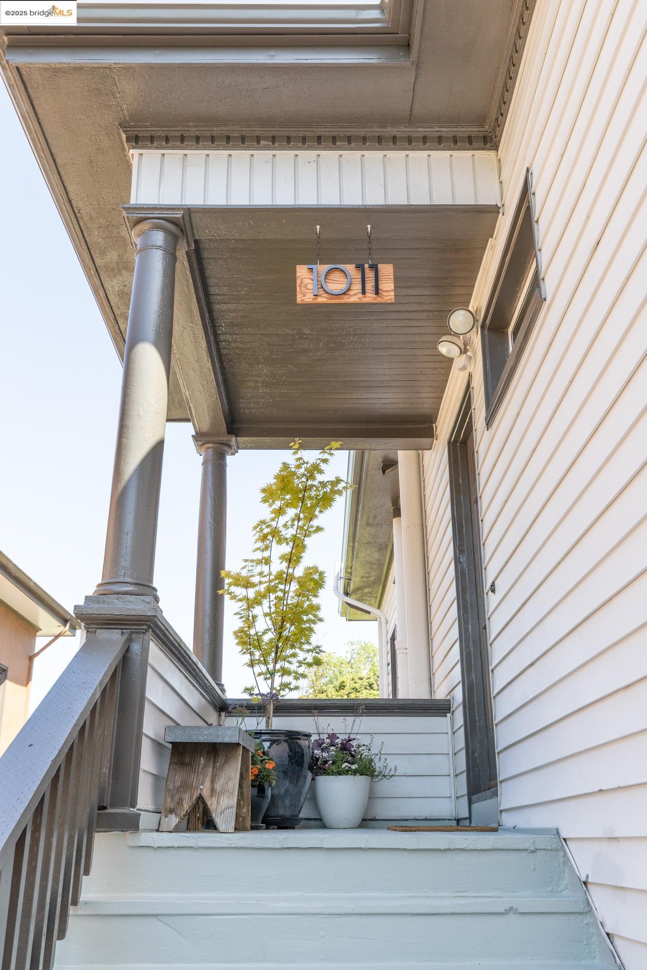 Detail Gallery Image 4 of 59 For 1011 Bancroft Way, Berkeley,  CA 94710 - 3 Beds | 2 Baths