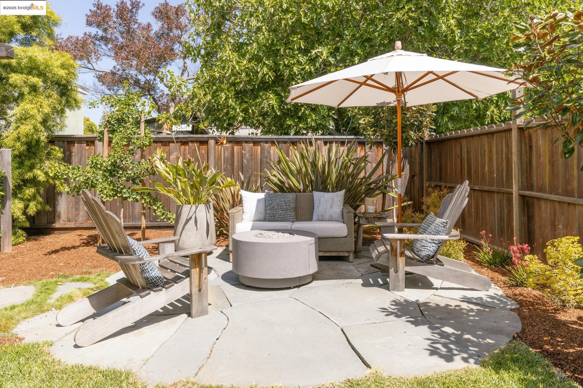 Detail Gallery Image 33 of 59 For 1011 Bancroft Way, Berkeley,  CA 94710 - 3 Beds | 2 Baths