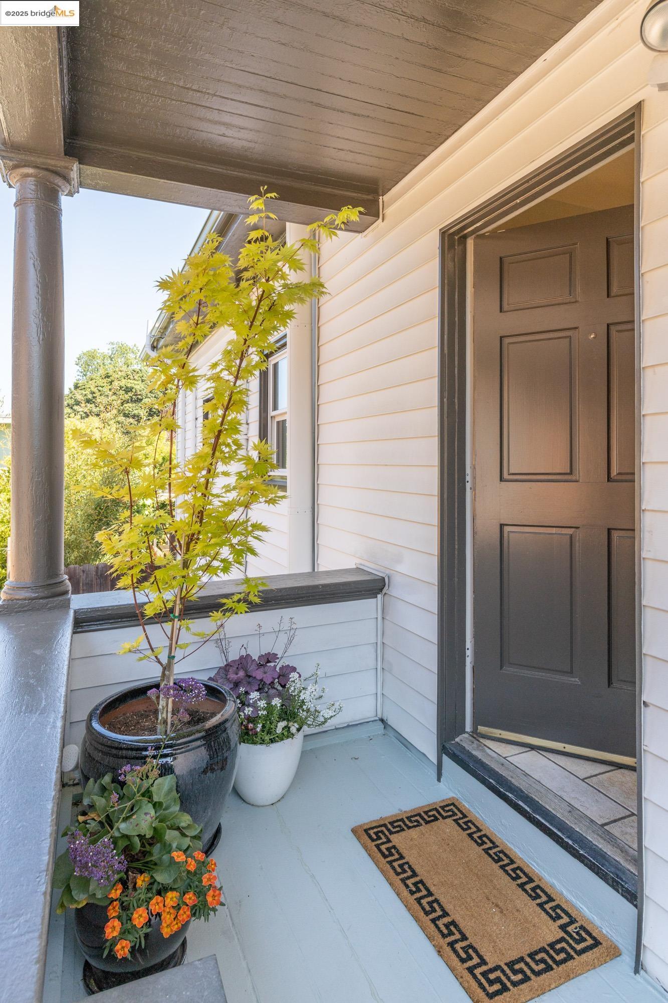 Detail Gallery Image 5 of 59 For 1011 Bancroft Way, Berkeley,  CA 94710 - 3 Beds | 2 Baths