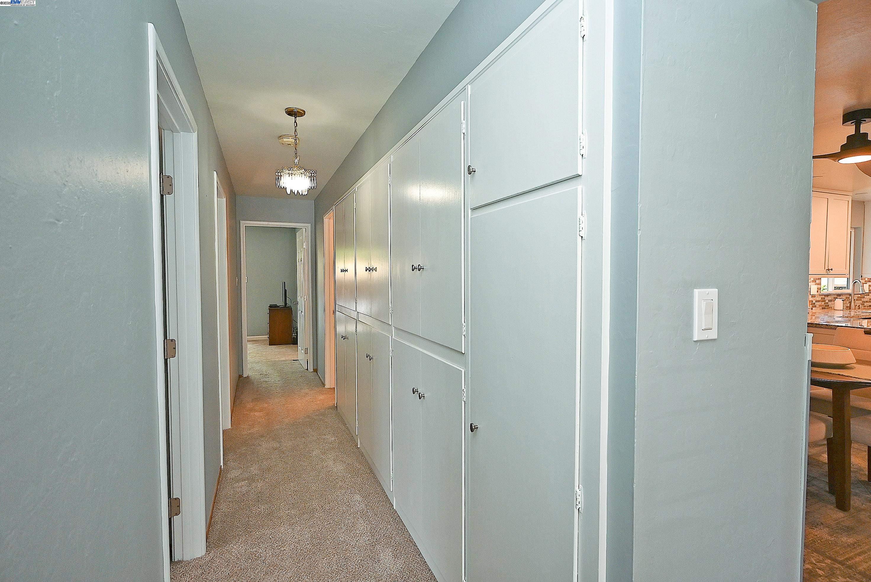 Detail Gallery Image 18 of 26 For 21287 Kahlert, Castro Valley,  CA 94546 - 3 Beds | 2 Baths