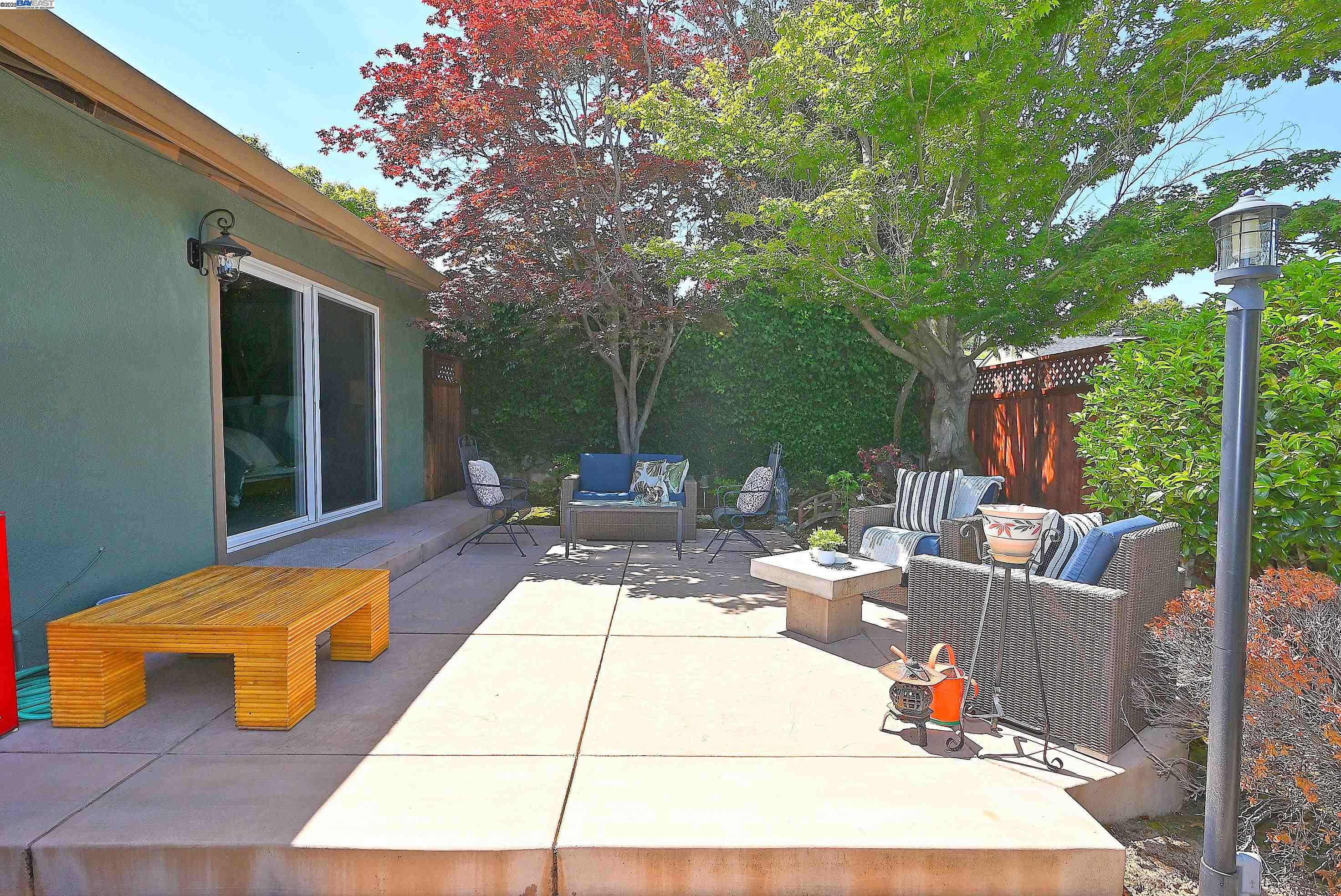 Detail Gallery Image 26 of 26 For 21287 Kahlert, Castro Valley,  CA 94546 - 3 Beds | 2 Baths