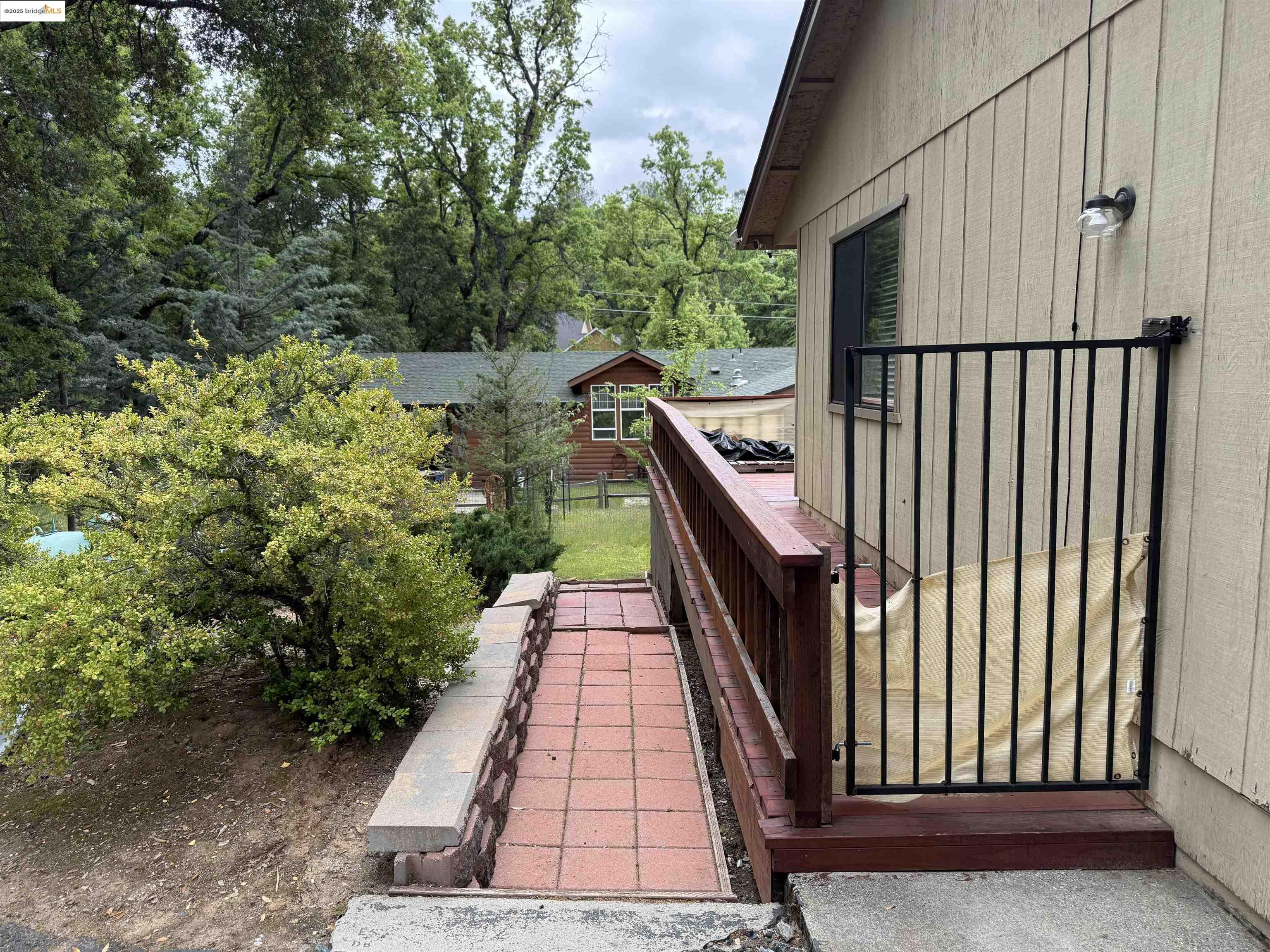 Detail Gallery Image 13 of 28 For 20767 Ferretti, Groveland,  CA 95321 - 2 Beds | 1 Baths
